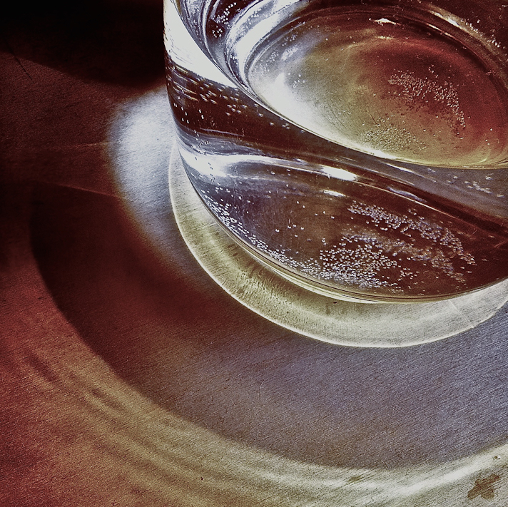 glas wasser.jpeg