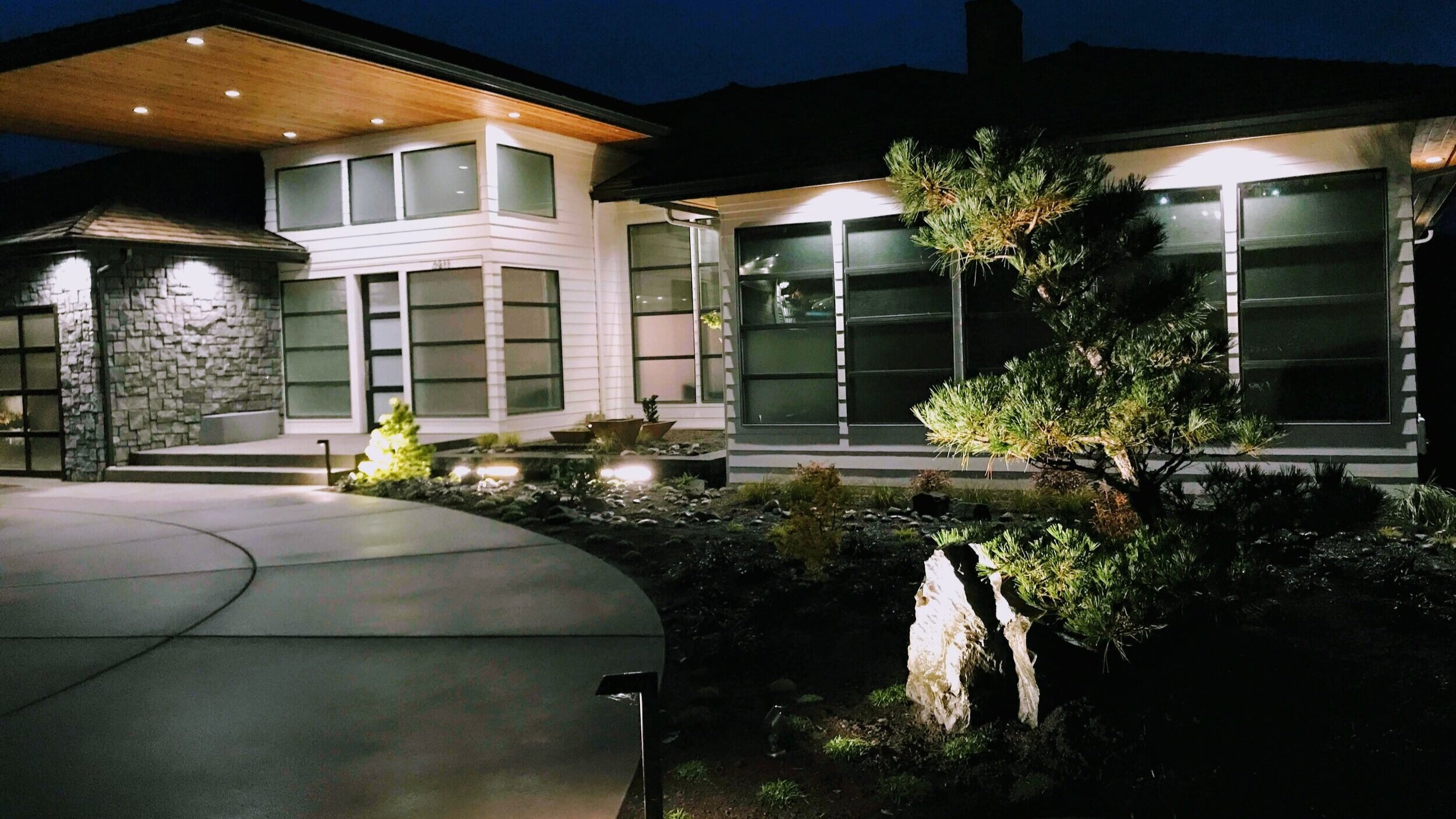 Landscape lighting in Houston