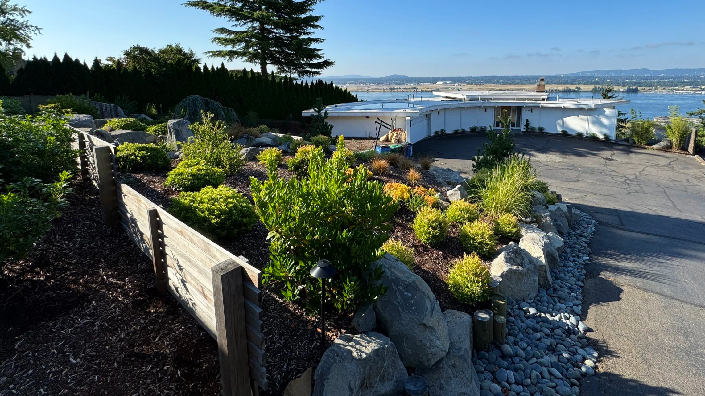Camas Washington's best modern landscaper.JPG