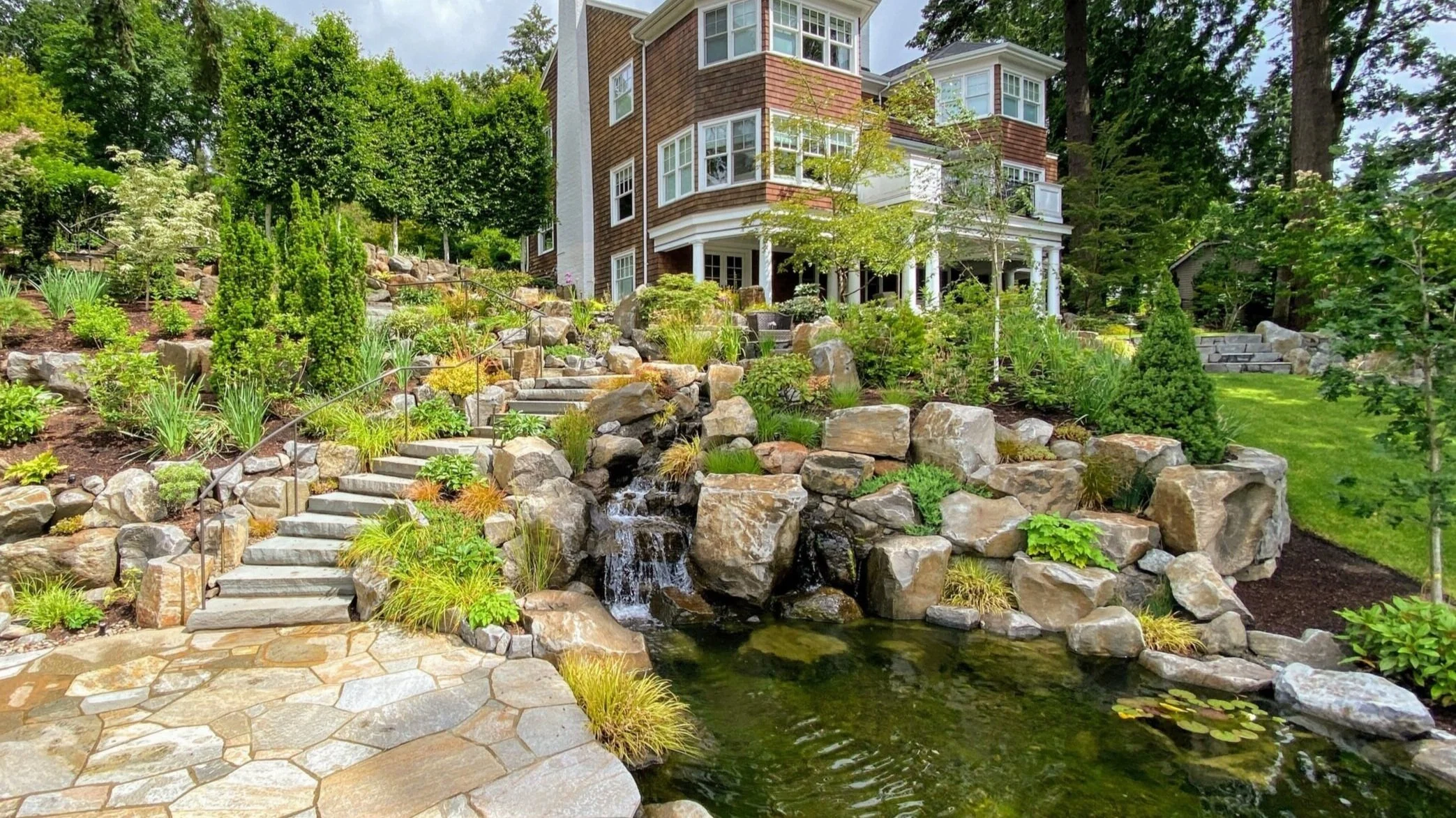 Portland Water Features Built The Right Way Koi Ponds in Lake Oswego, Southwest Hills, Bridlemile