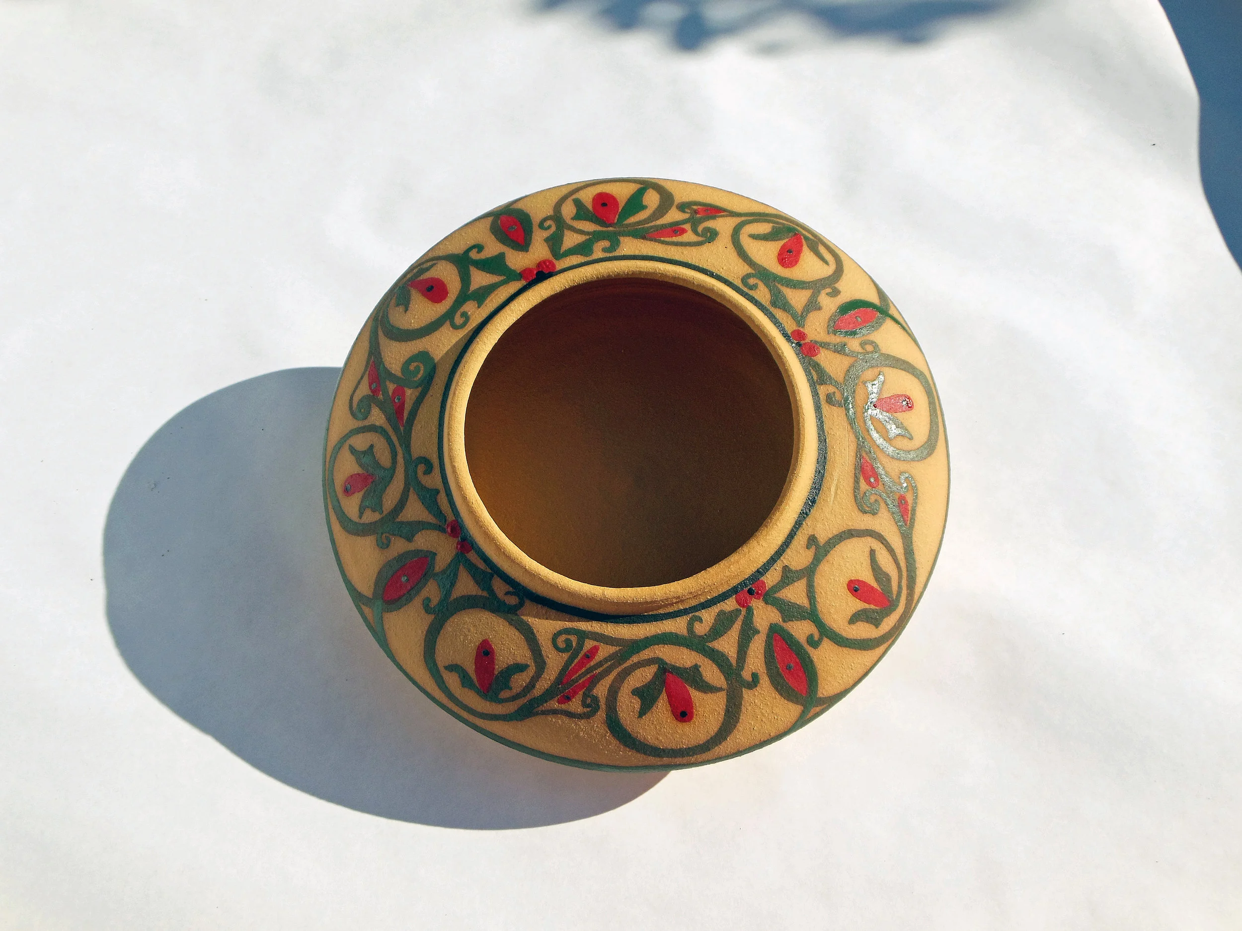 Navaho style bowl, top view