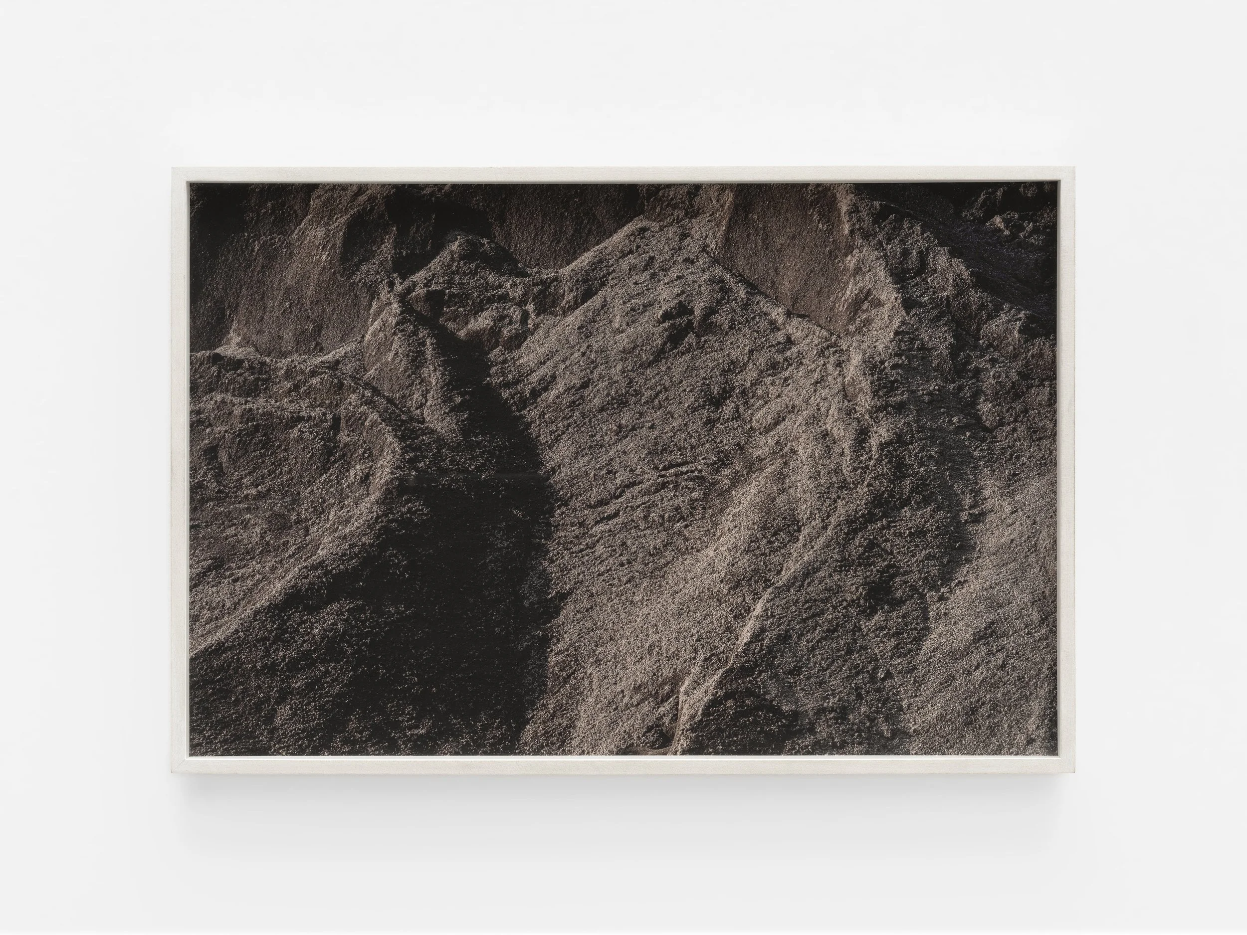 Appunti di erosione #2, 2018, stampa inkjet su carta cotone e dibond, incorniciata, 41 x 61 x 4 cm.jpg