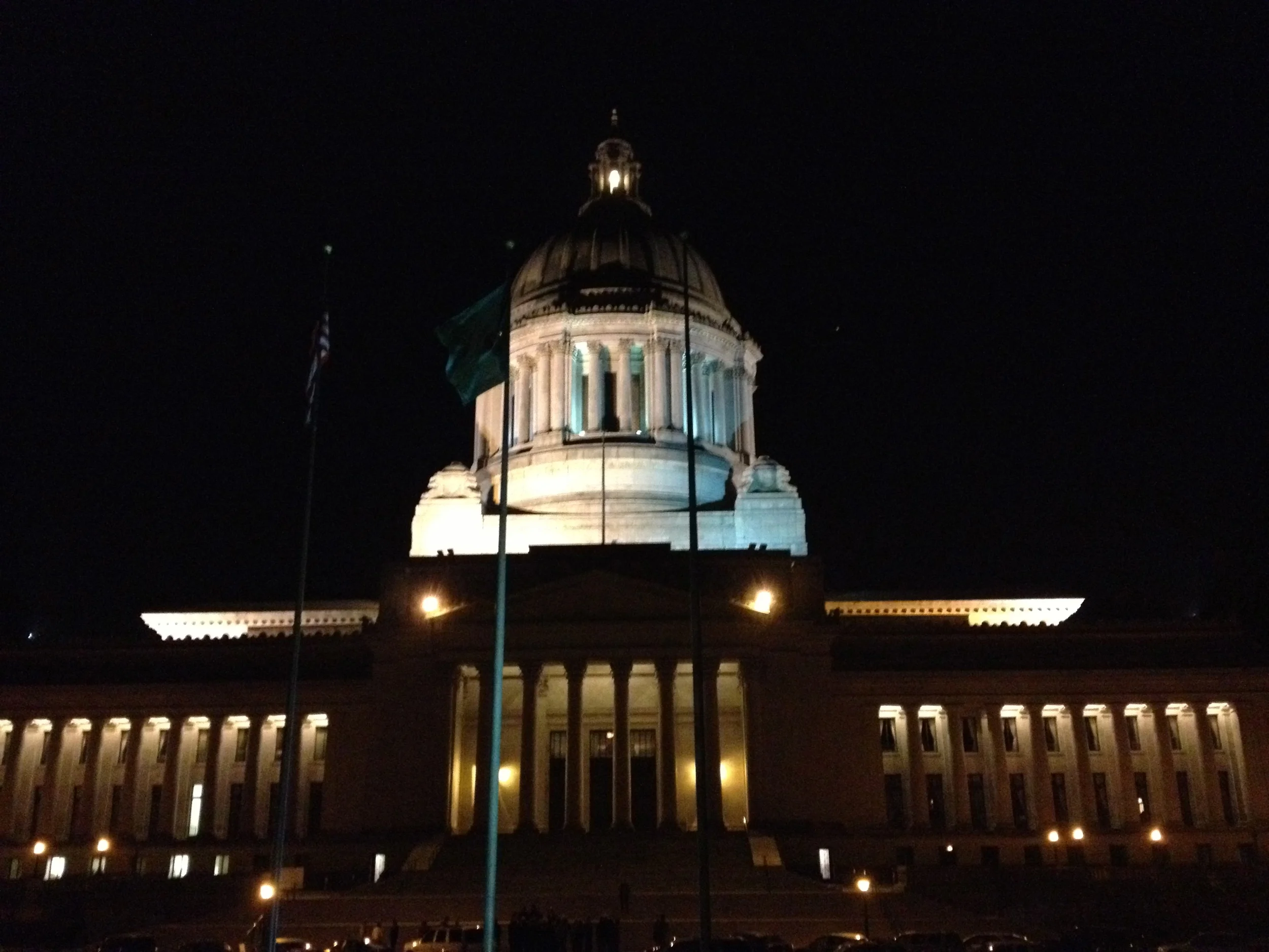 I've only talked about this a million times on this site, but because of adding Juneau and Honolulu (where I'm typing this, awaiting my flight to Oregon) the folks in Olympia got last-minute notice. Still we had a small army that showed up, as you can see in the next pic below.