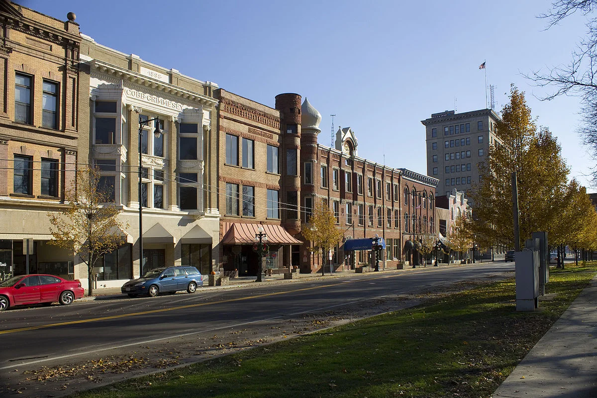 WarrenOH_Downtown.jpg