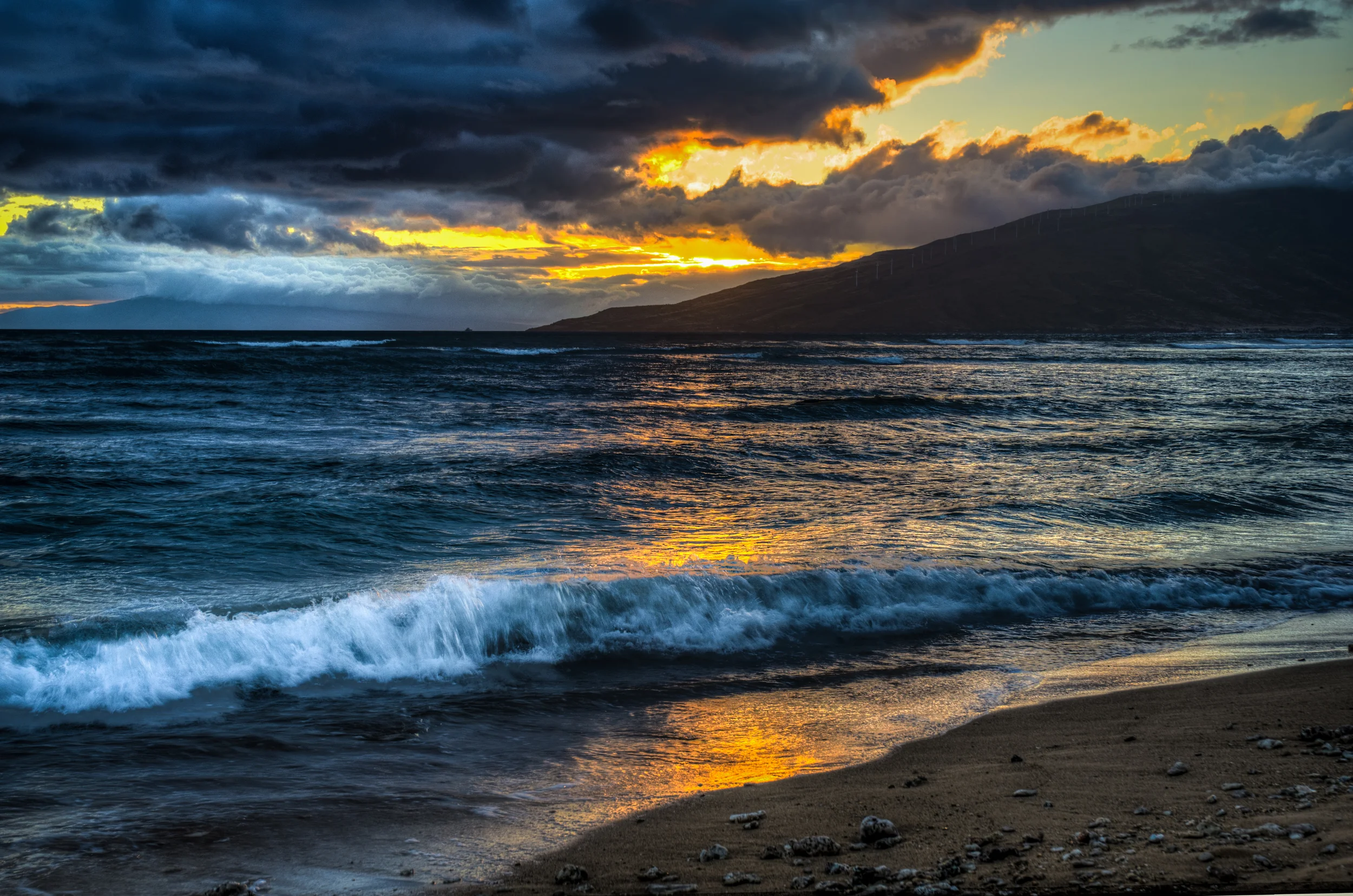 Maui Vacation DSC_7715_4_3photomatix.jpg