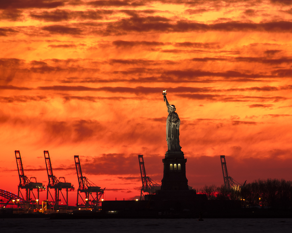  Lady Liberty, sunset, colorful sunset  