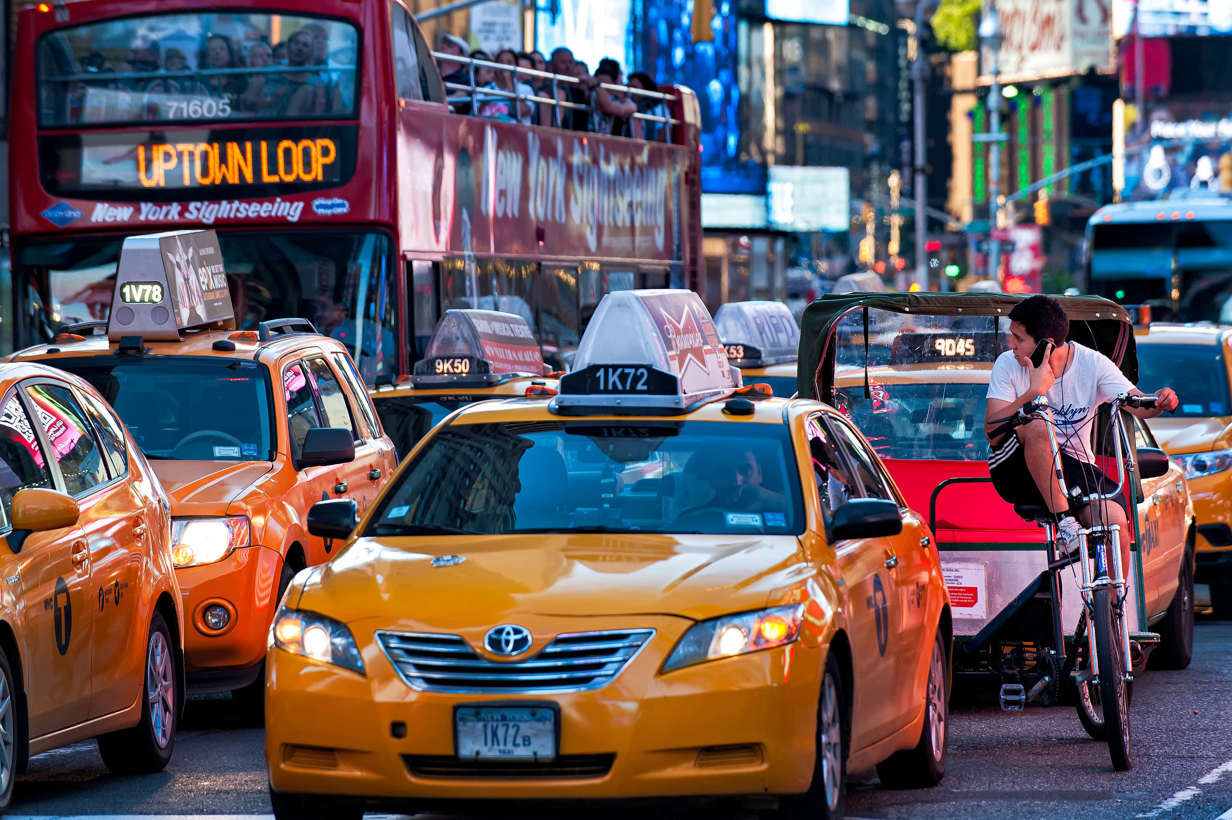  Time Square, Yellow taxi. taxicab, . 