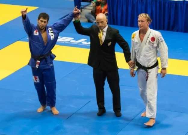 Professor Otavio Sousa winning the Los Angeles Pro IBJJF Championship. &nbsp;Click here or follow the gallery link below to see more photos from this tournament.