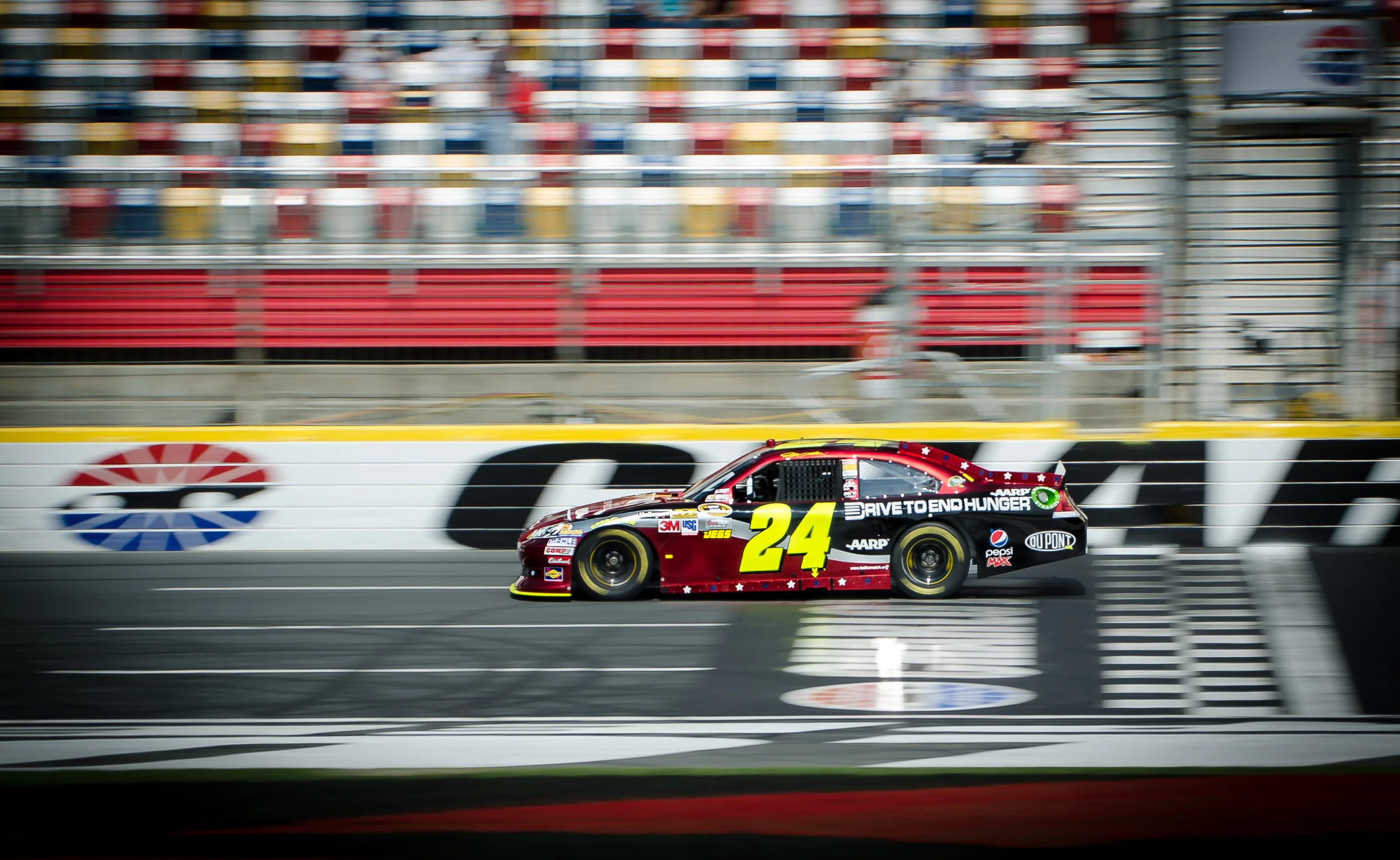 Jeff Gordon practicing at Charlotte Motor Speedway