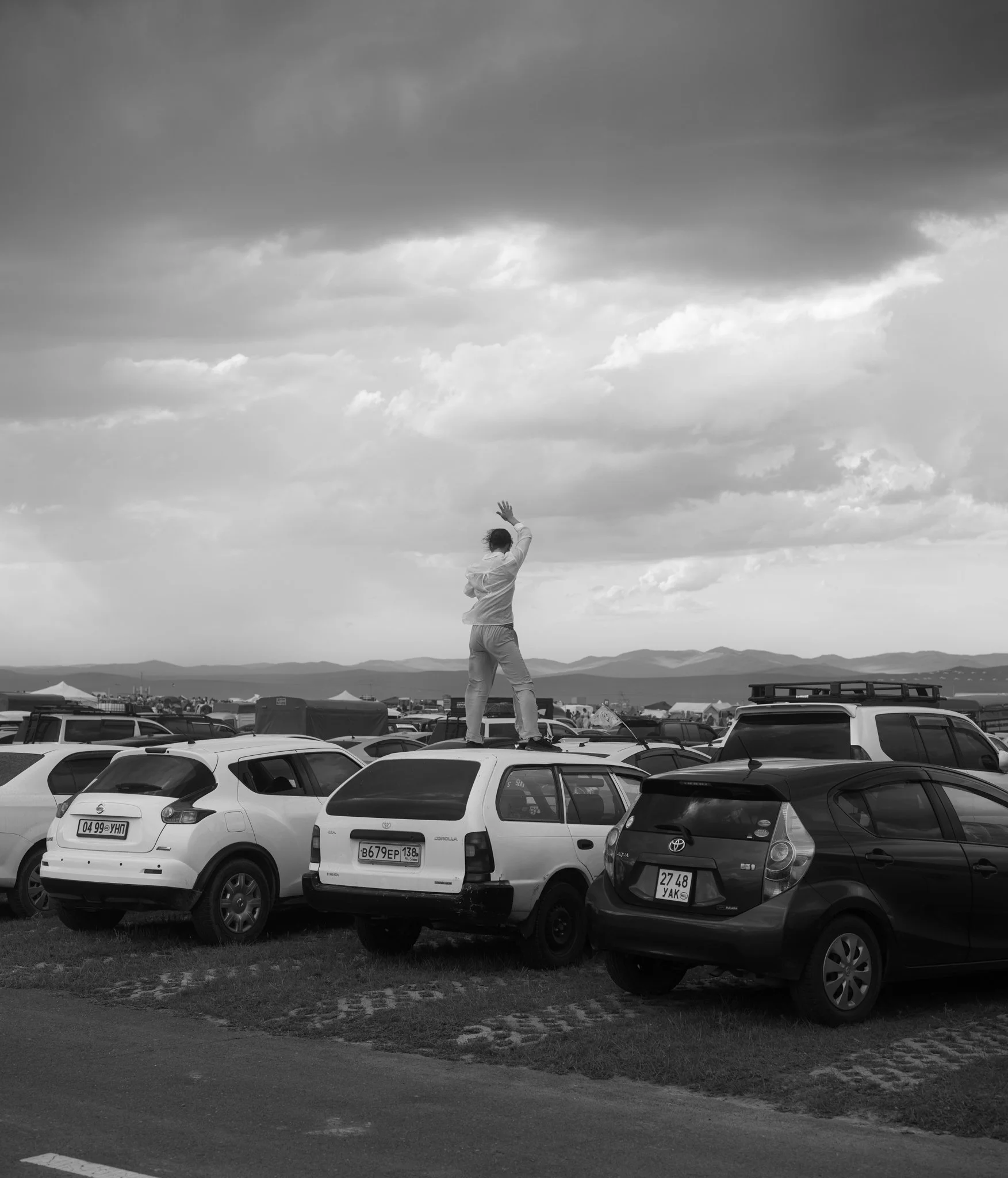 Windstorm atop a car.jpg