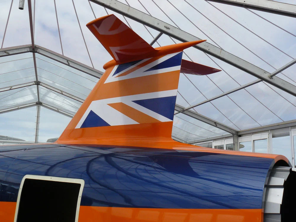 Bloodhound_Car_5.jpg