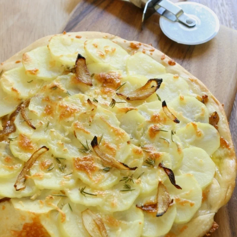potato pizza.jpg