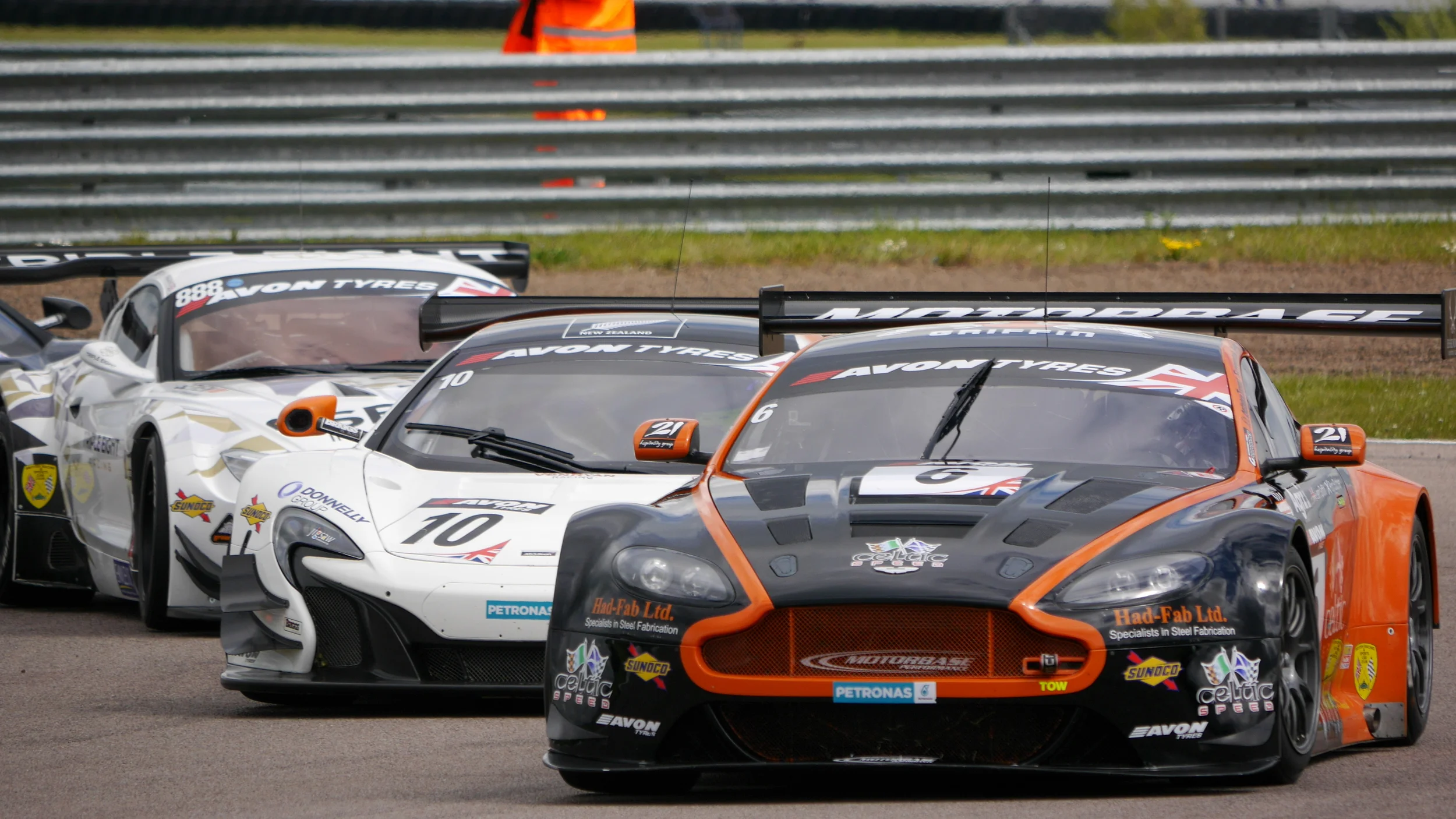 Together through Tarzan - British GT 2015 @ Rockingham