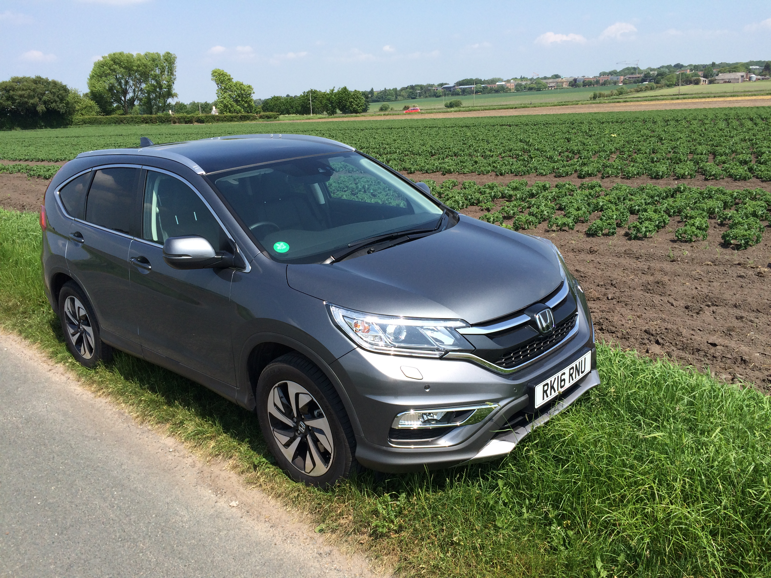 Een trouwe arm Gewend aan Episode 53 : So Easy - Special Edition - Honda CR-V 1.6 i-DTEC EX Manual  Review - Motoring Podcast