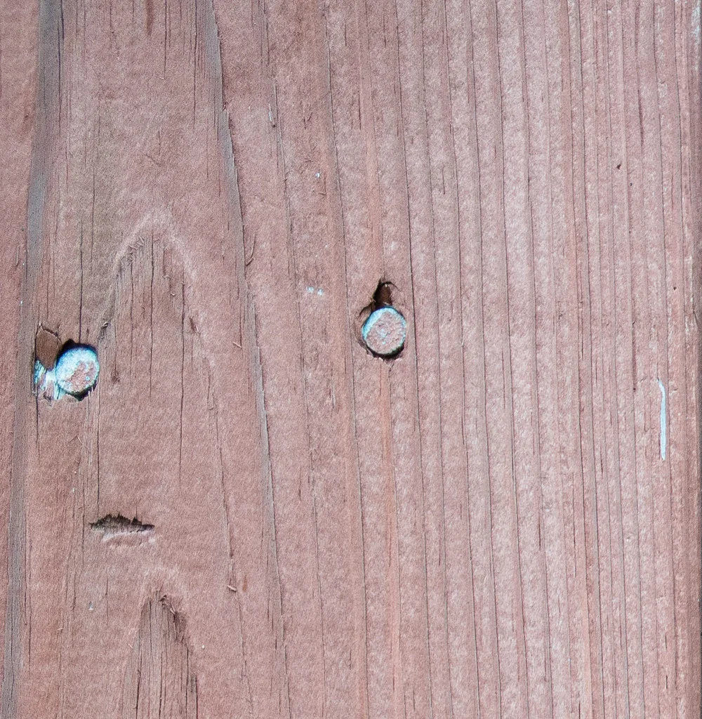 100% CROP - Upper Left Corner