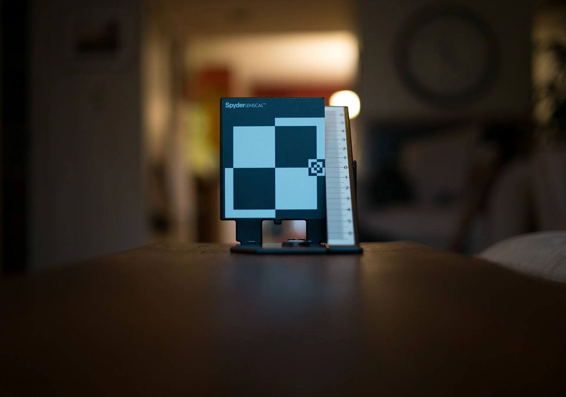 Summilux 35mm @ f/1.4 - At minimum focus distance