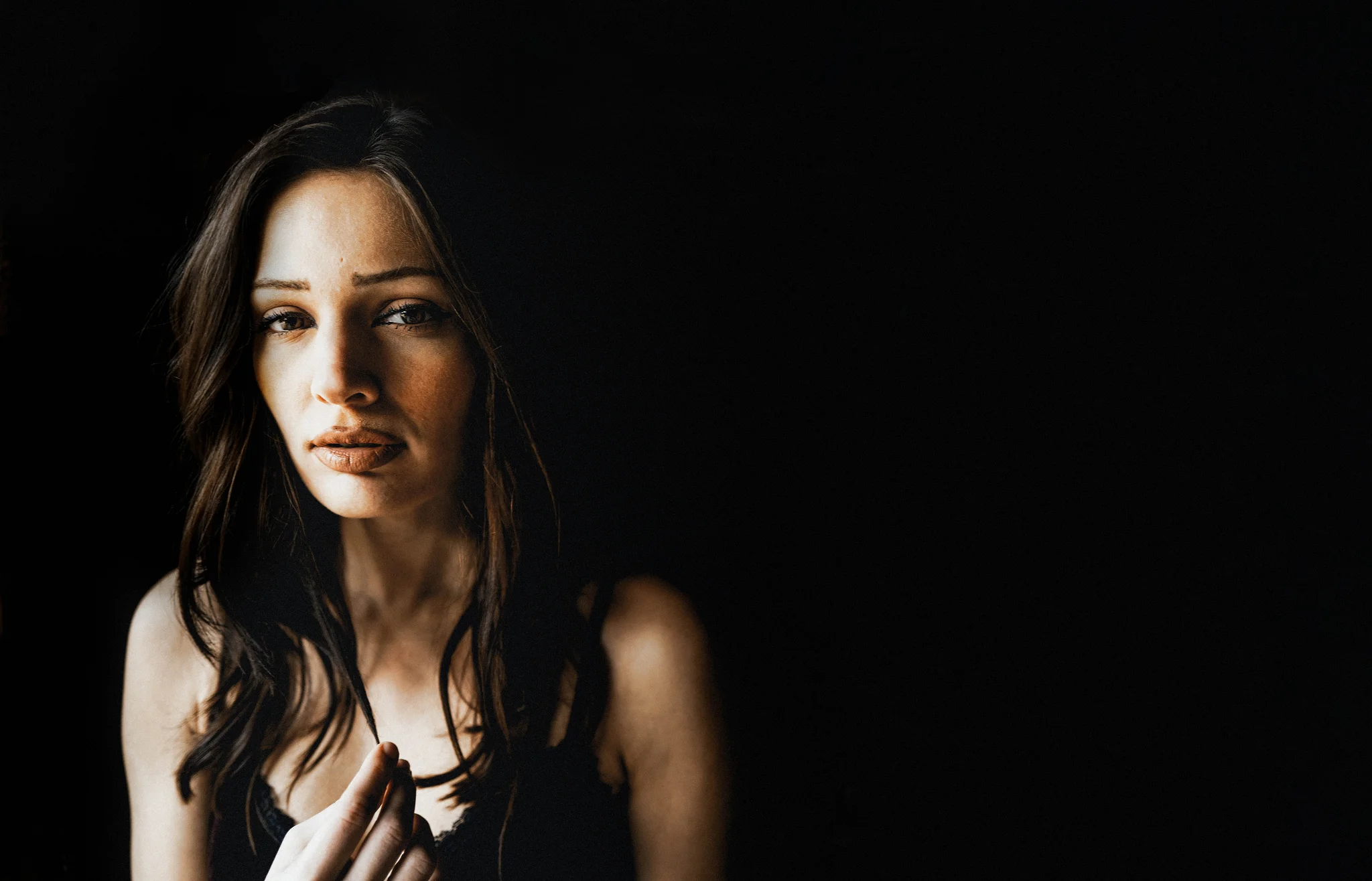 ISO50 f/1.7 1/320sec - All Natural Light