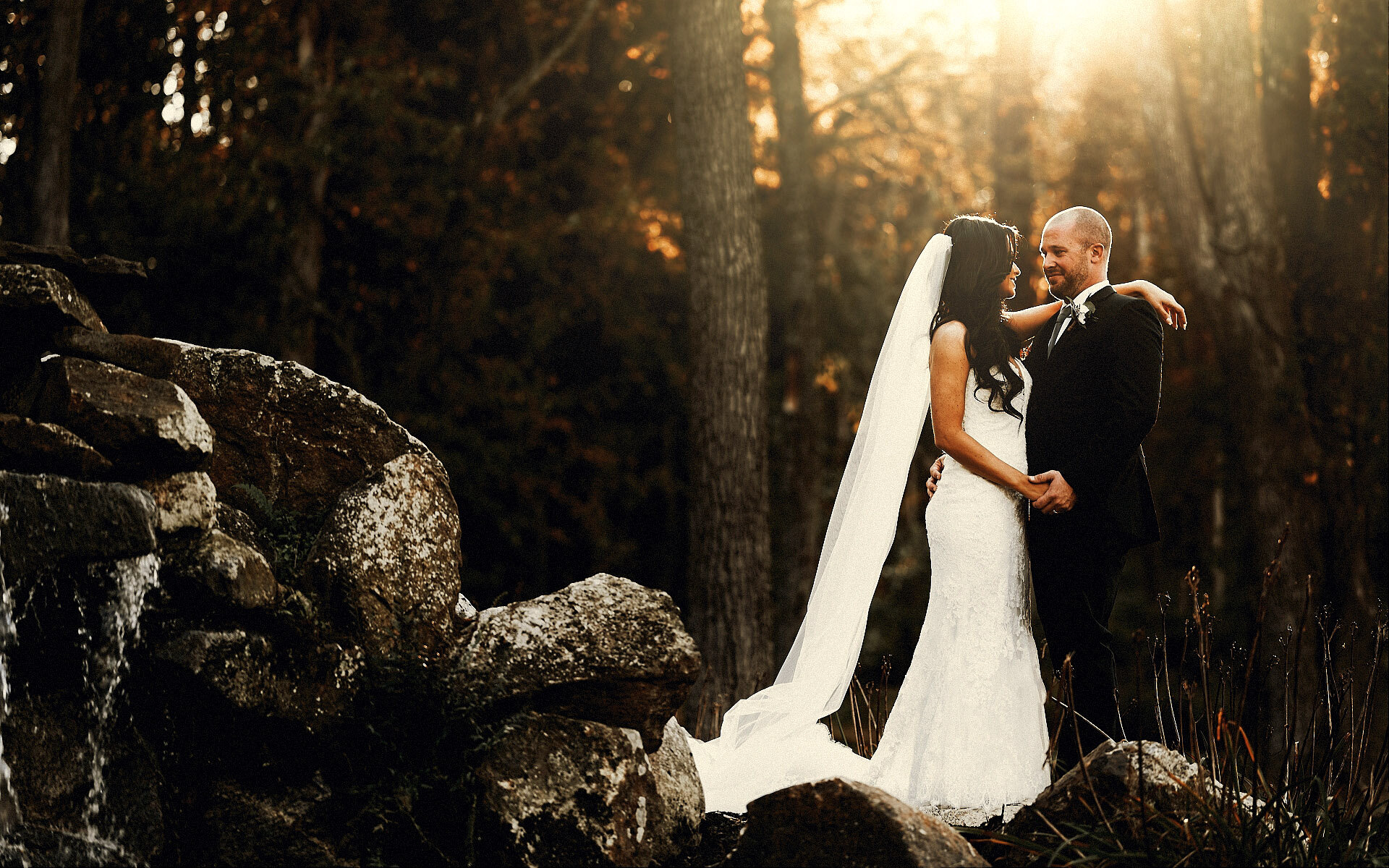 Twisted-Oaks-Presets-bride-groom-portrait0001.jpg