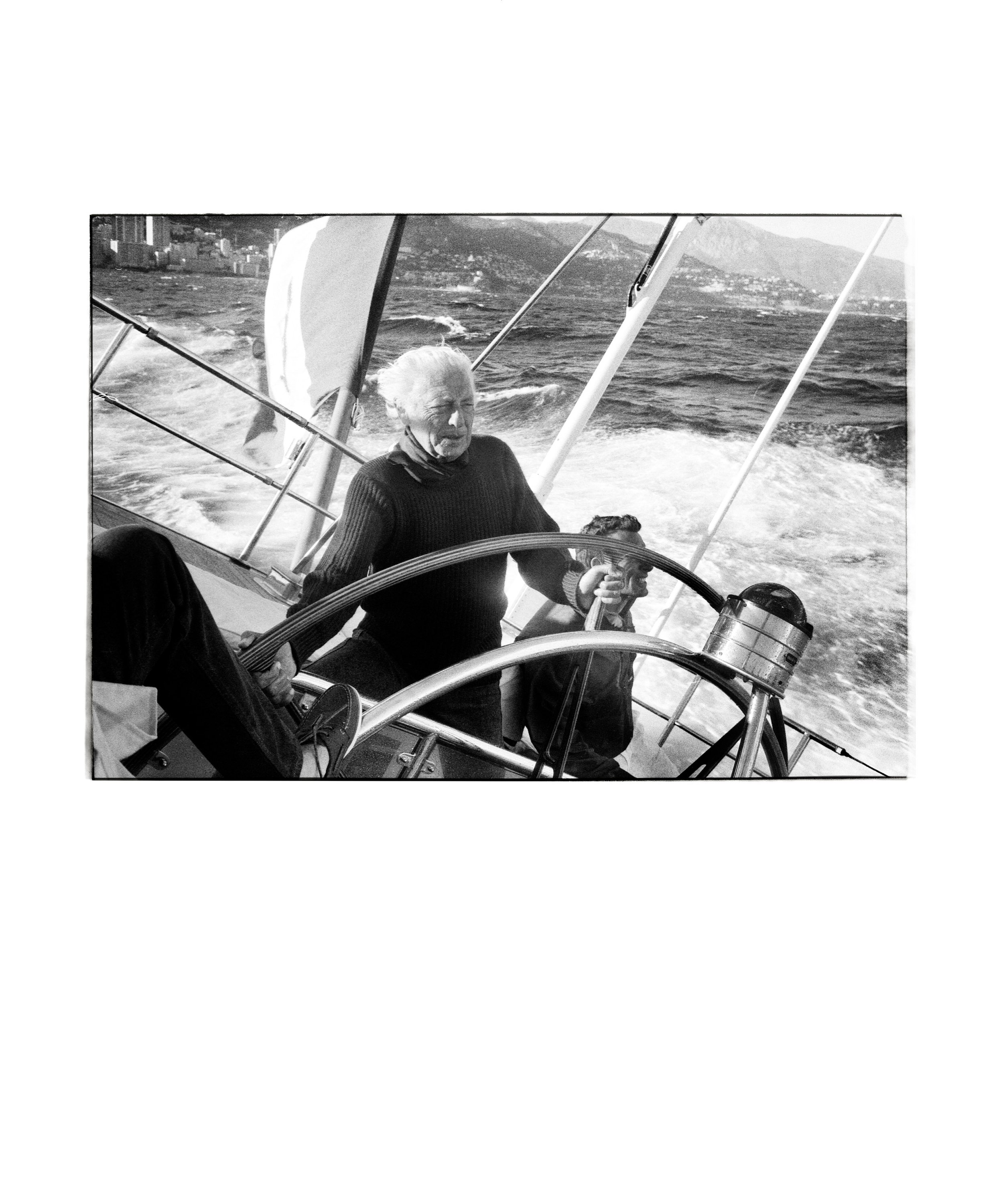 Gianni Agnelli sailing.jpg