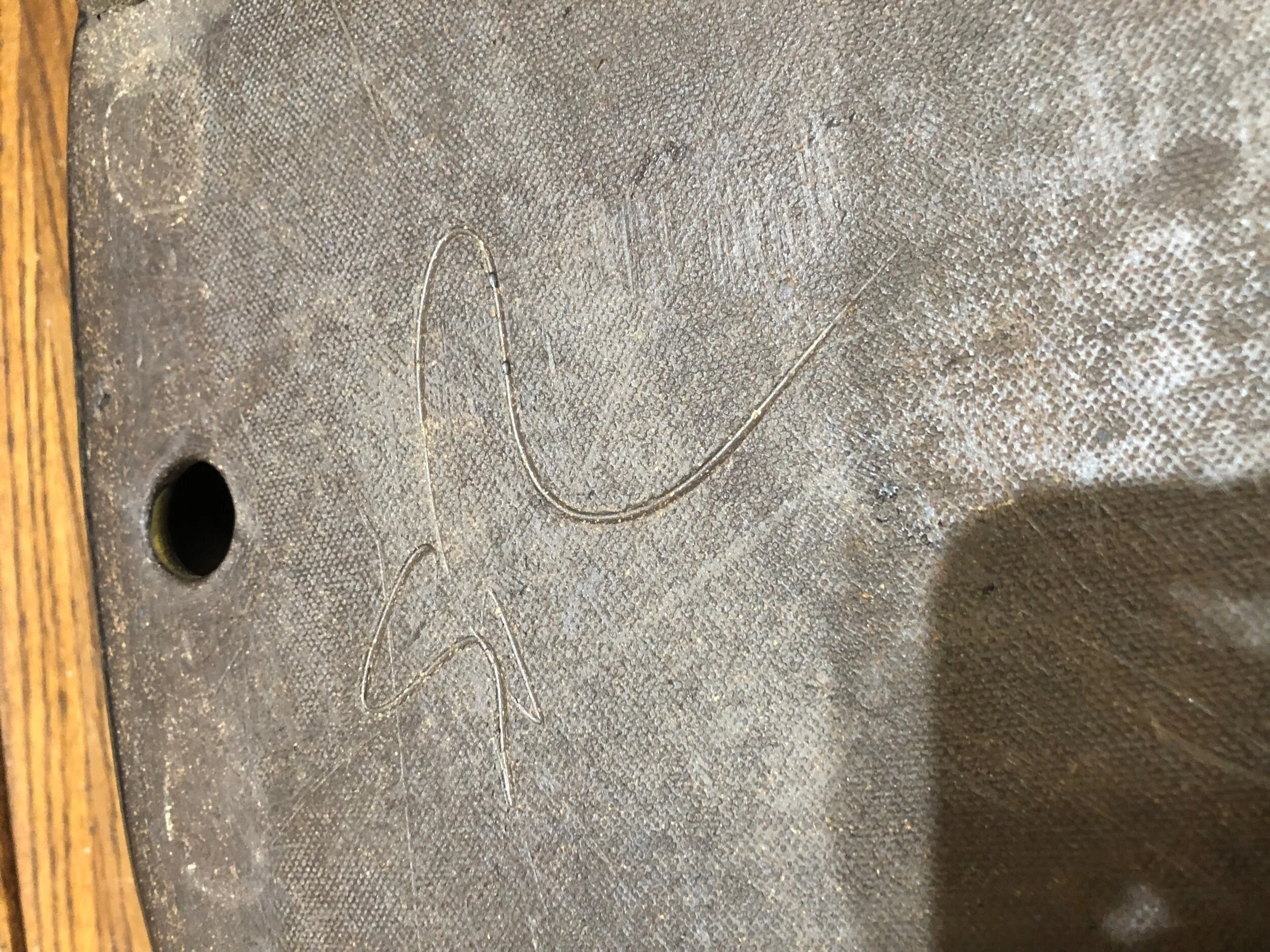 82233D21-252B-4F28-812B-2835792E412D