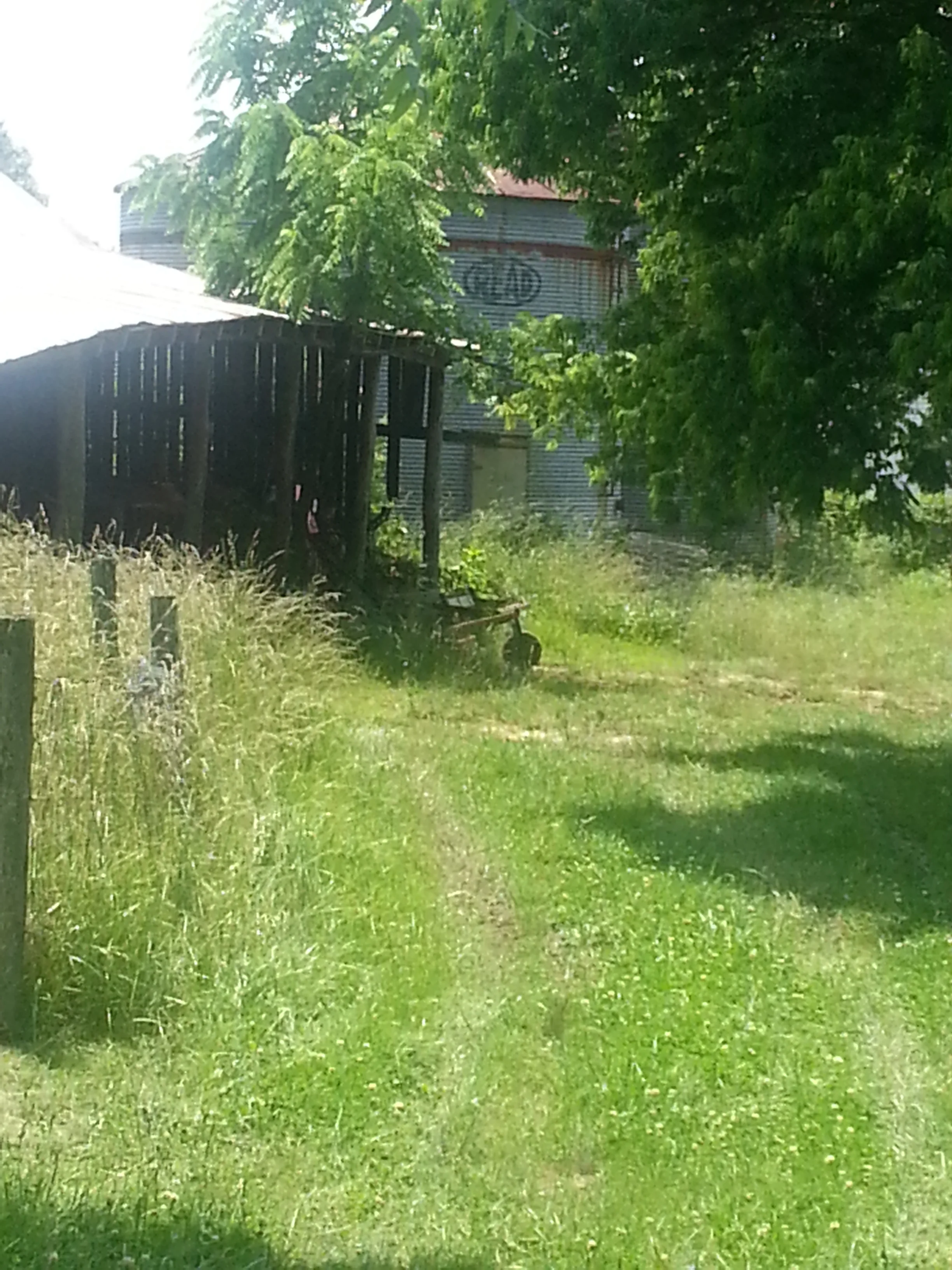 Tomten was a dairy farm for a long time, and many of the outbuildings remain from those days.