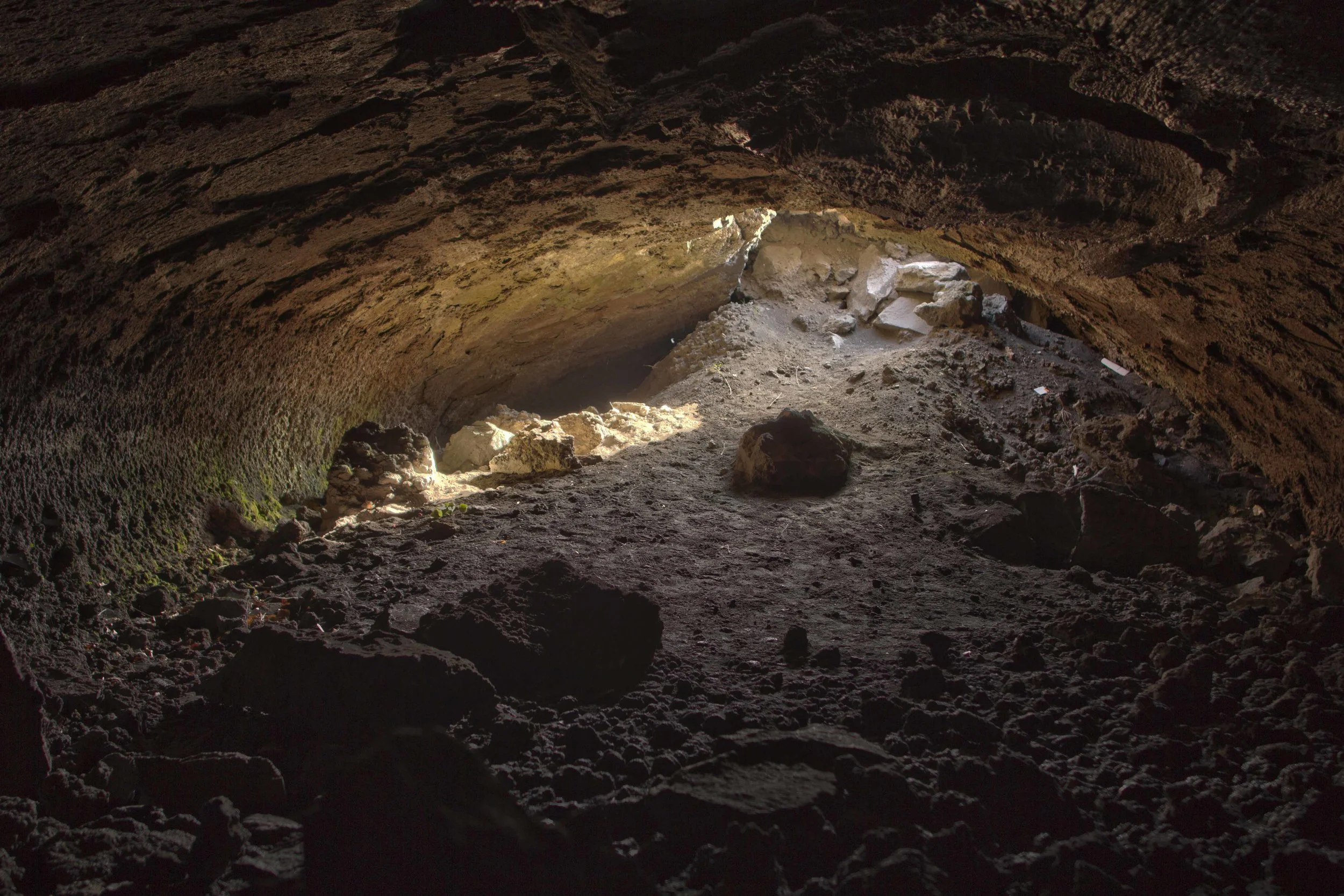 cave_HDR2.jpg