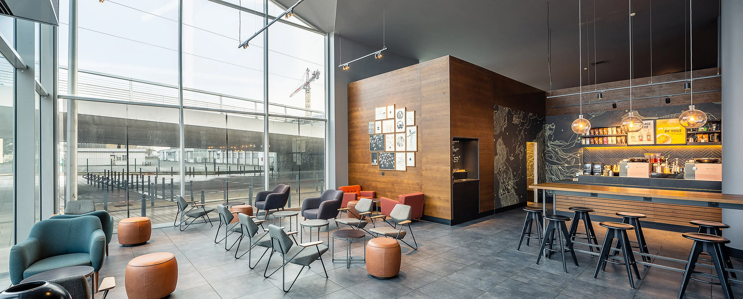 ARCHITECTURE_Media6_StarbucksAngers.jpg