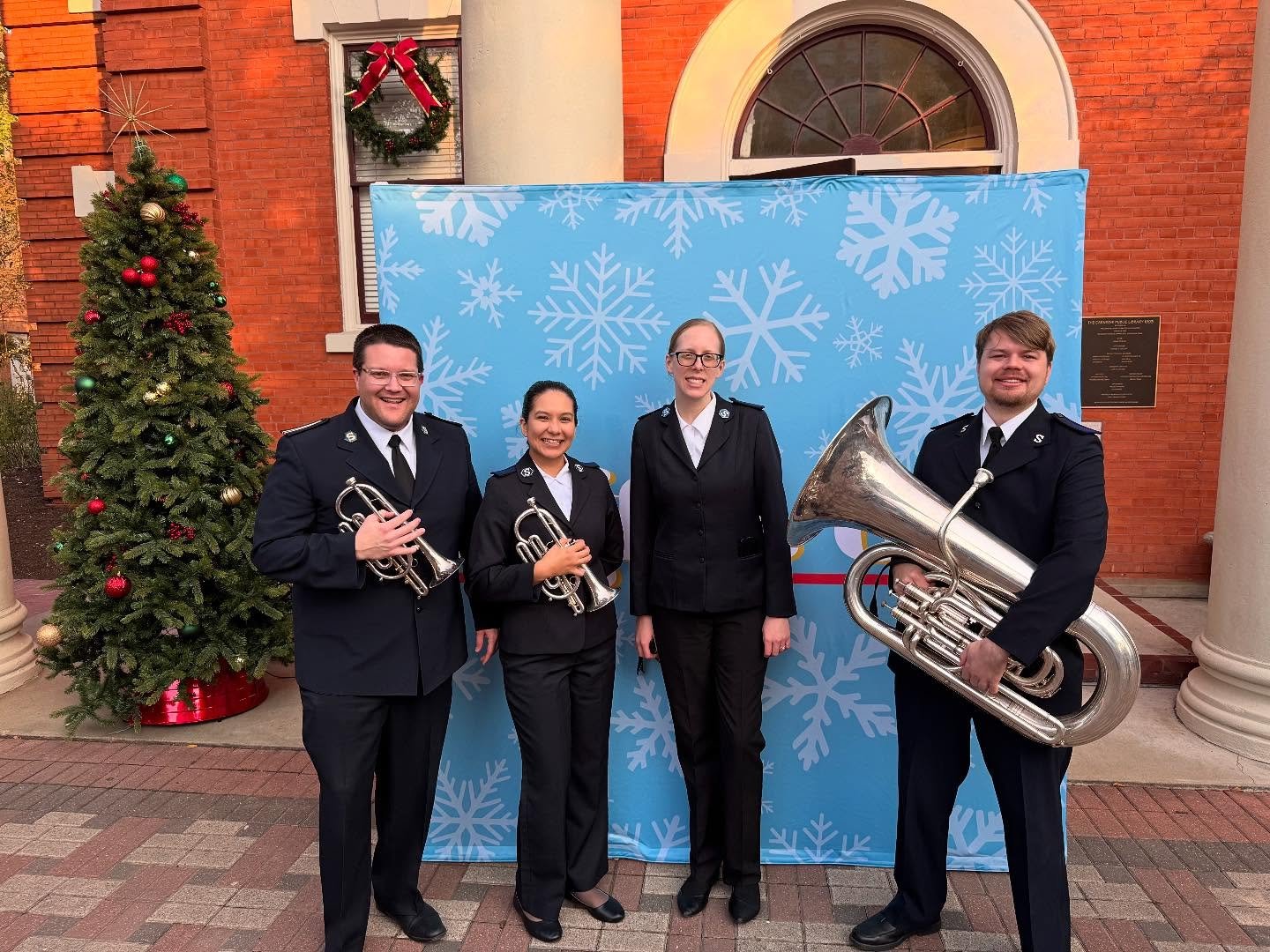 Spotted👀

Our department had the pleasure of supporting the Lights On! event in Bryan today! Got to see some familiar faces and were even featured on the local news! Tis the season🎄🎄