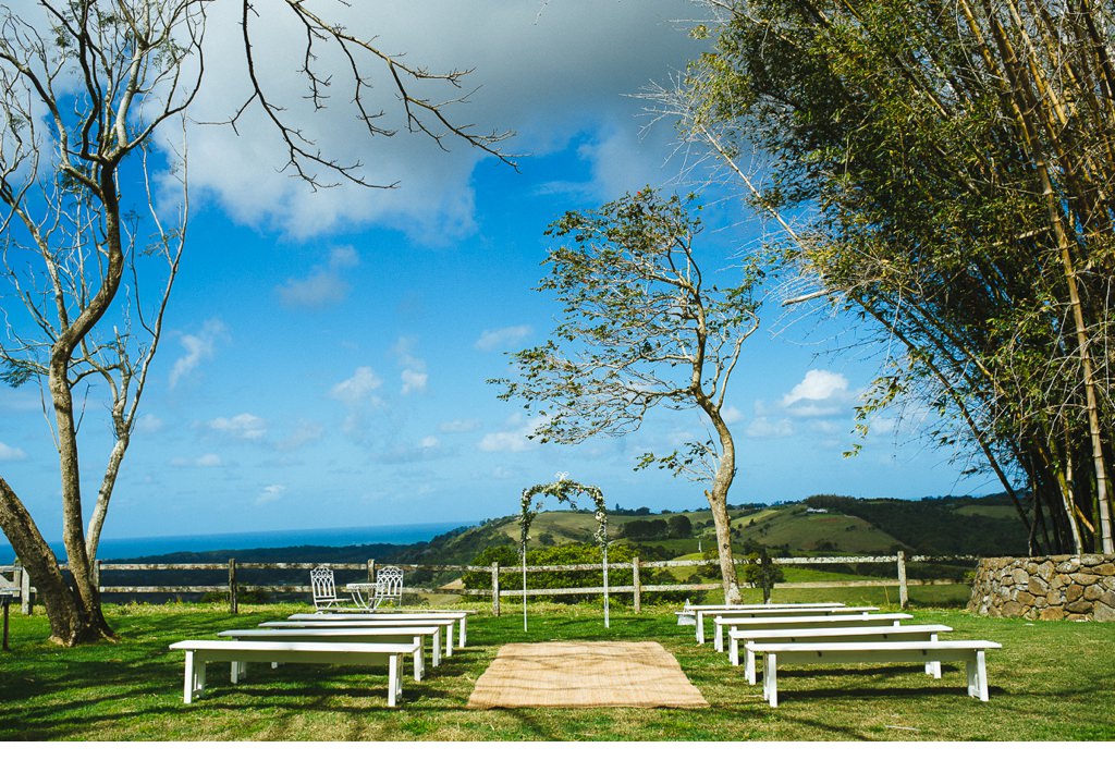 MORGANROBERTS_ROBBIEANDBEC_BYRONBAY_WEDDING_024.jpg