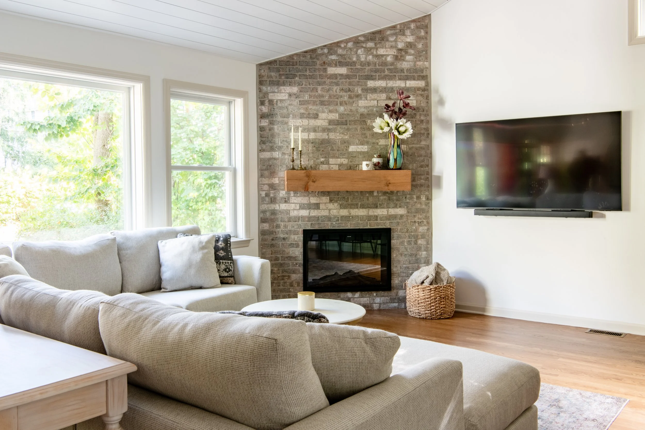 Warm kitchen tones wood island Madison NJ.jpg