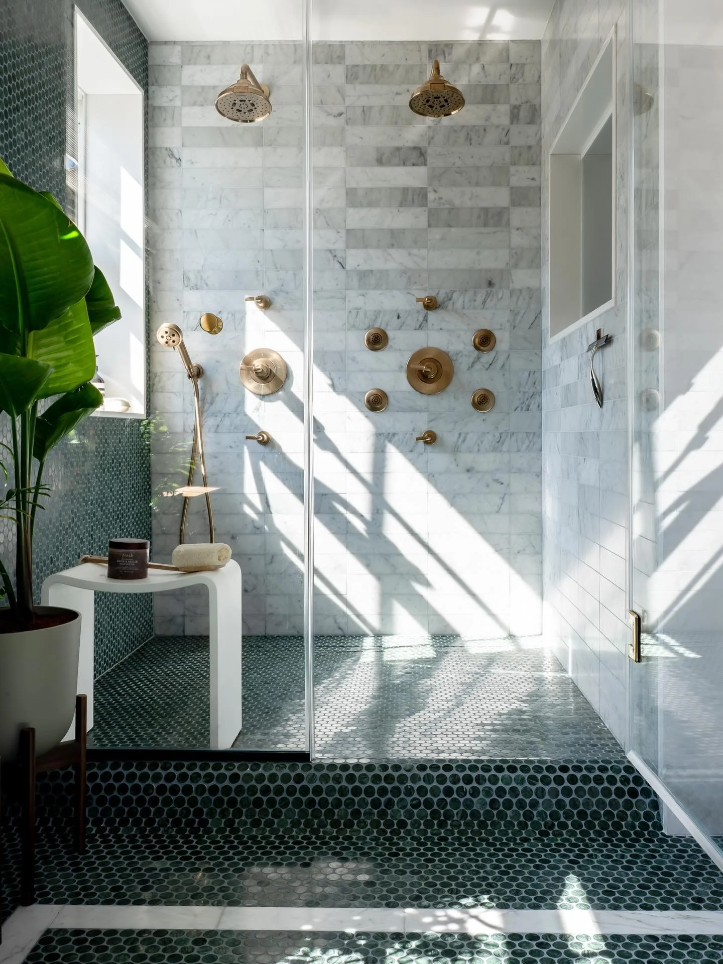 Stepping into this shower feels like checking into a five-star spa. Who wouldn&rsquo;t want to start their morning here? 🚿 ☕️ 

Between the dual shower heads, the spacious layout, and the natural light from the built-in window, it&rsquo;s the ultima