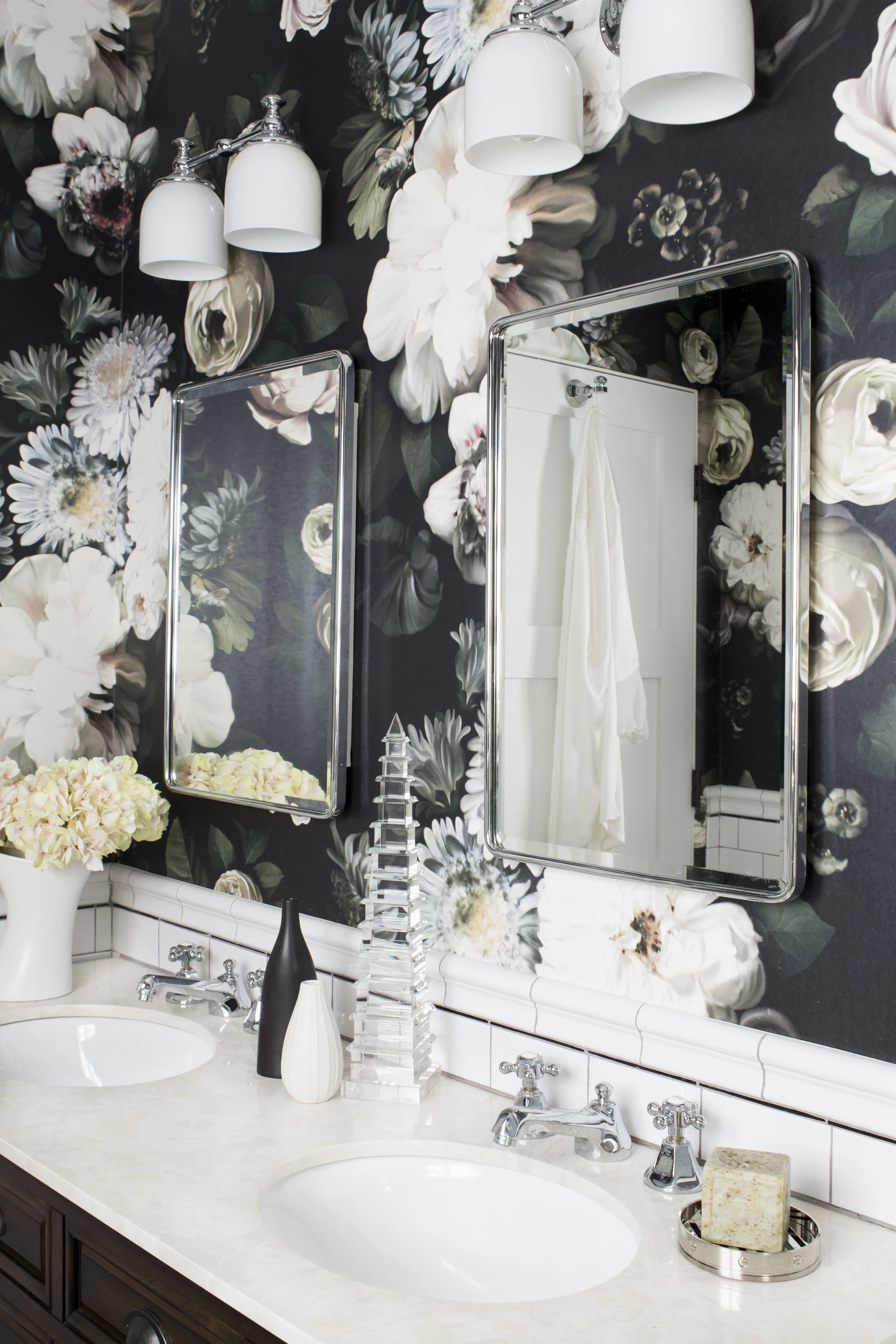 Breeze_Arden_GuestBathDetail_MeghanBobPhoto_V2_HR.jpg