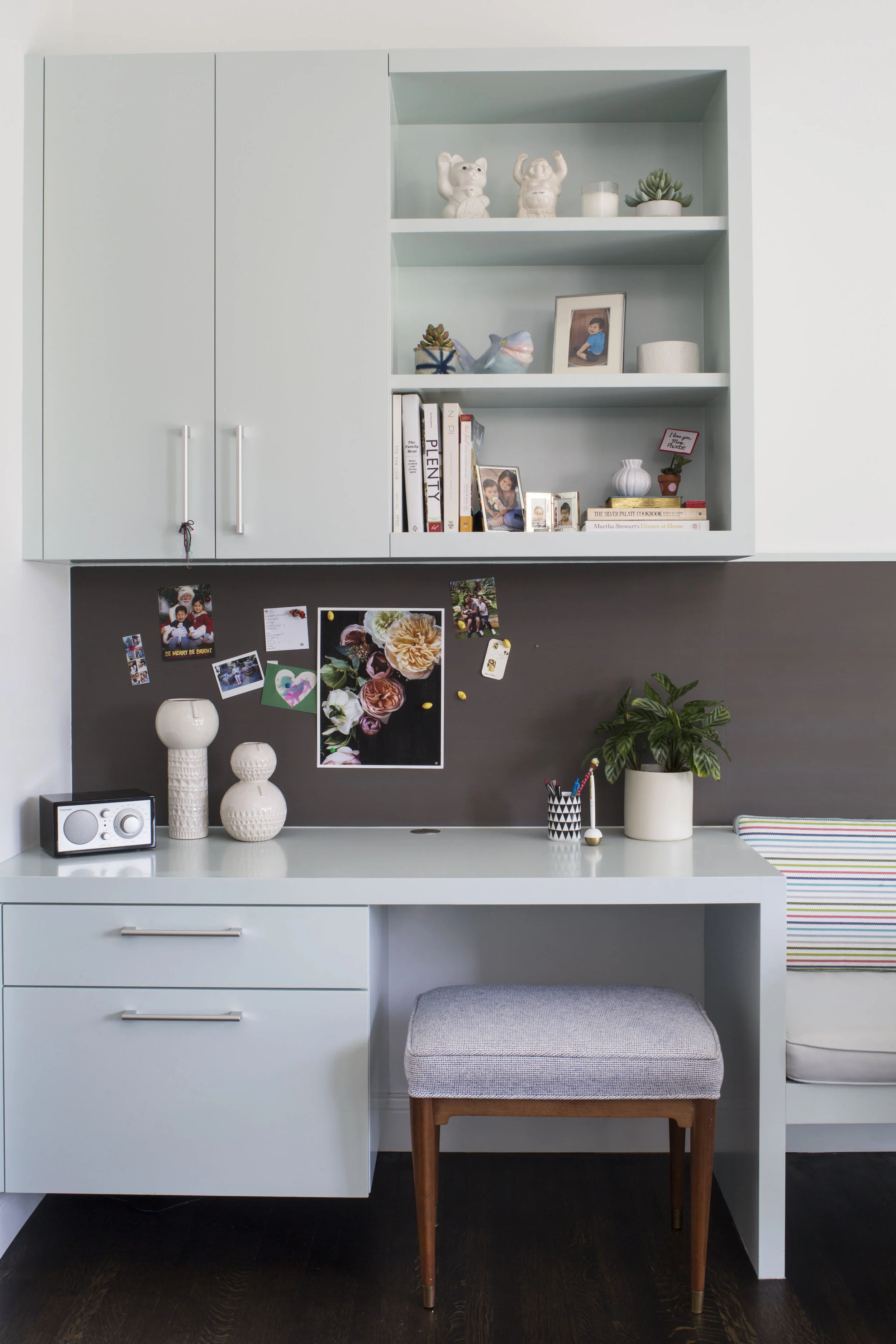 Breeze_SanDiego_KitchenDesk_HR.jpg
