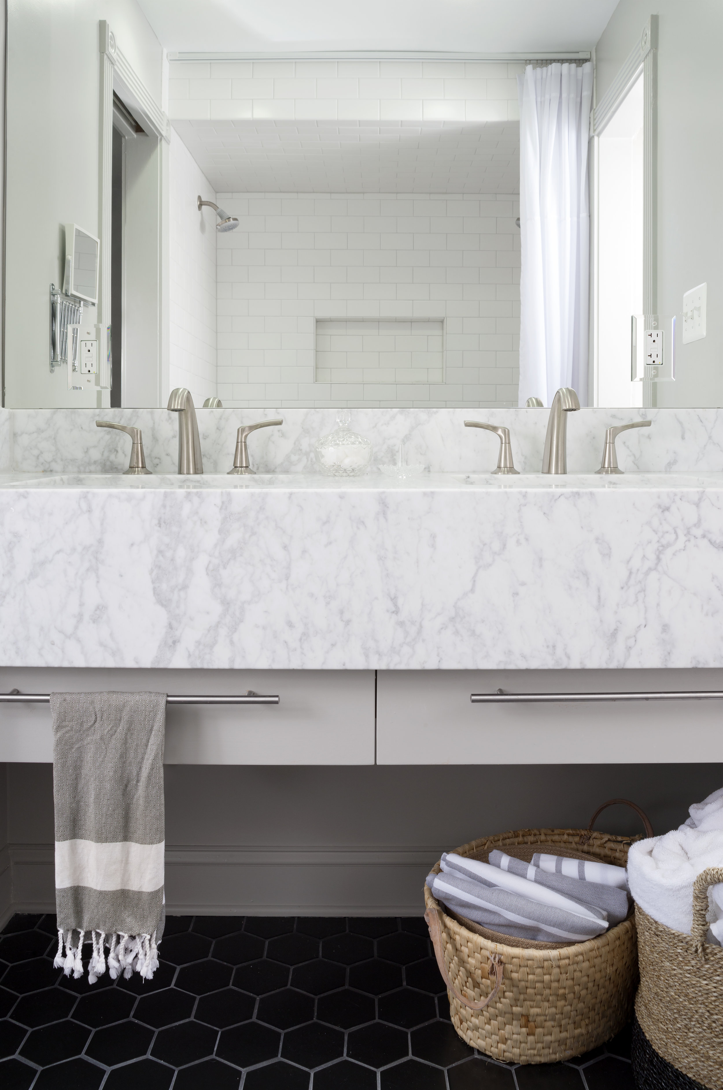 Master Bath.jpg