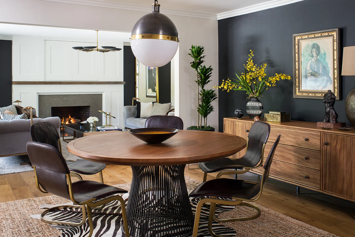 Breeze_Fullerton_MeghanBobPhoto_DiningToLiving_WEB.jpg