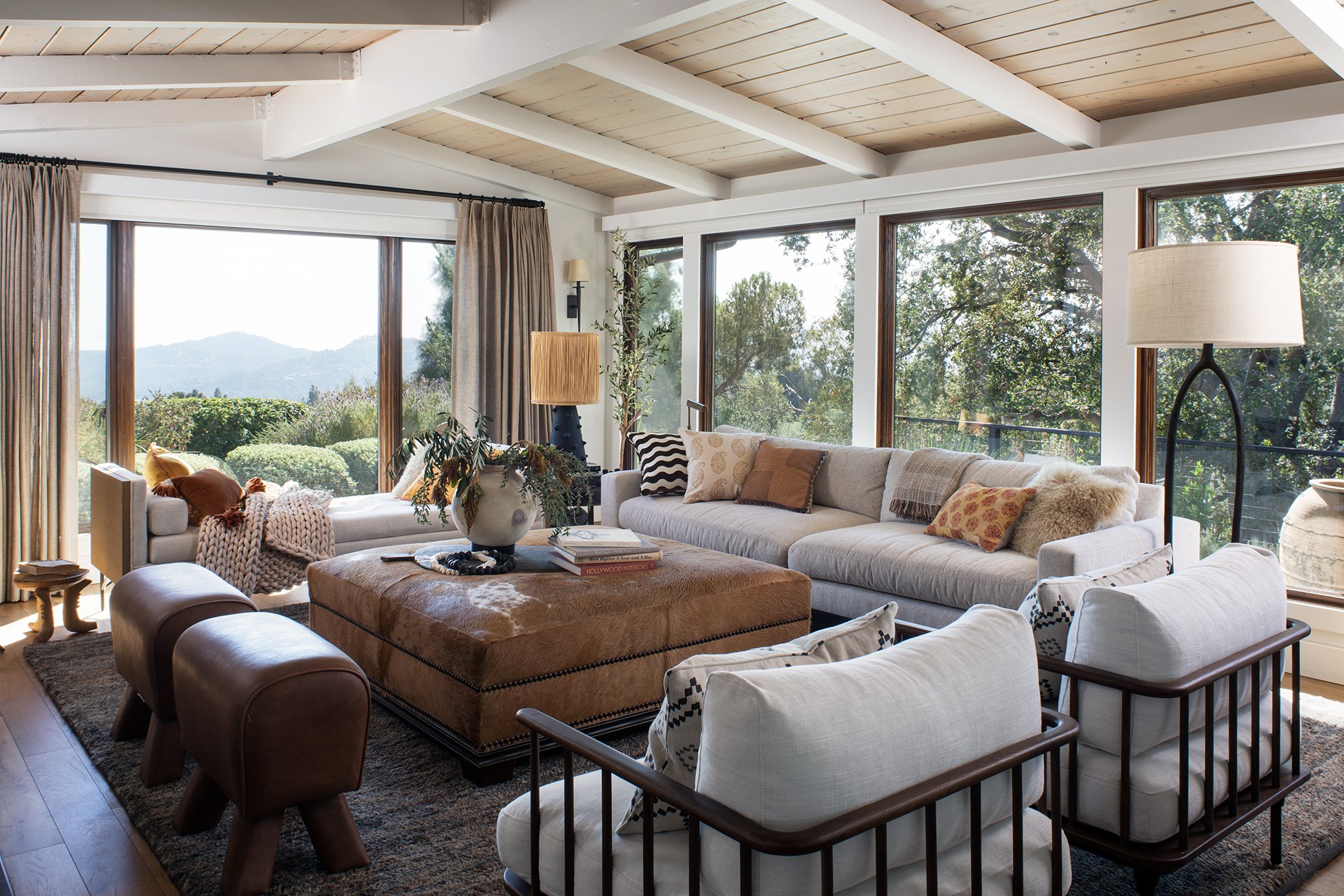 Breeze_Taos_MeghanBob_LivingRoomWide_WEB.jpg