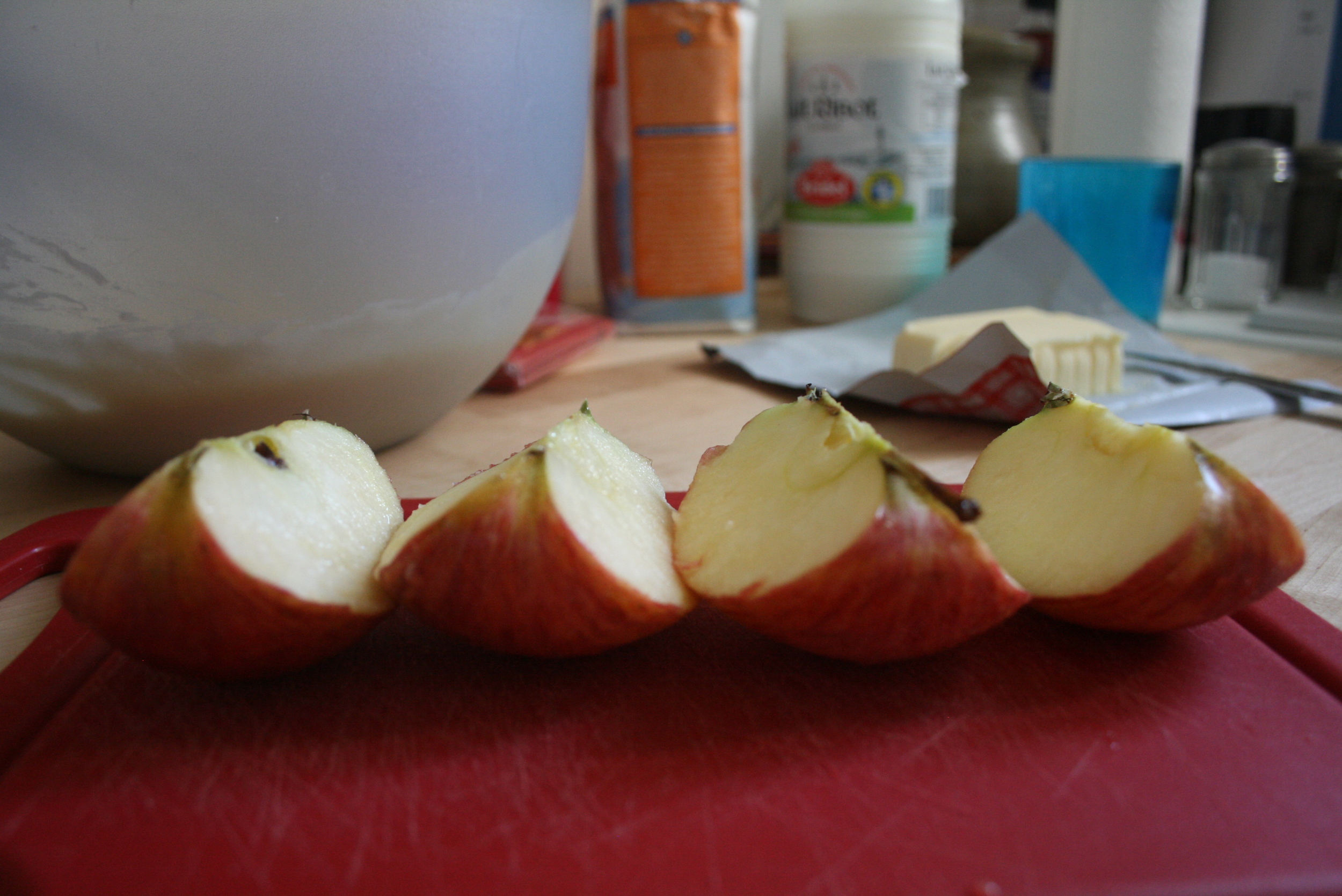 I had some apples in the fridge. Why not use them too?