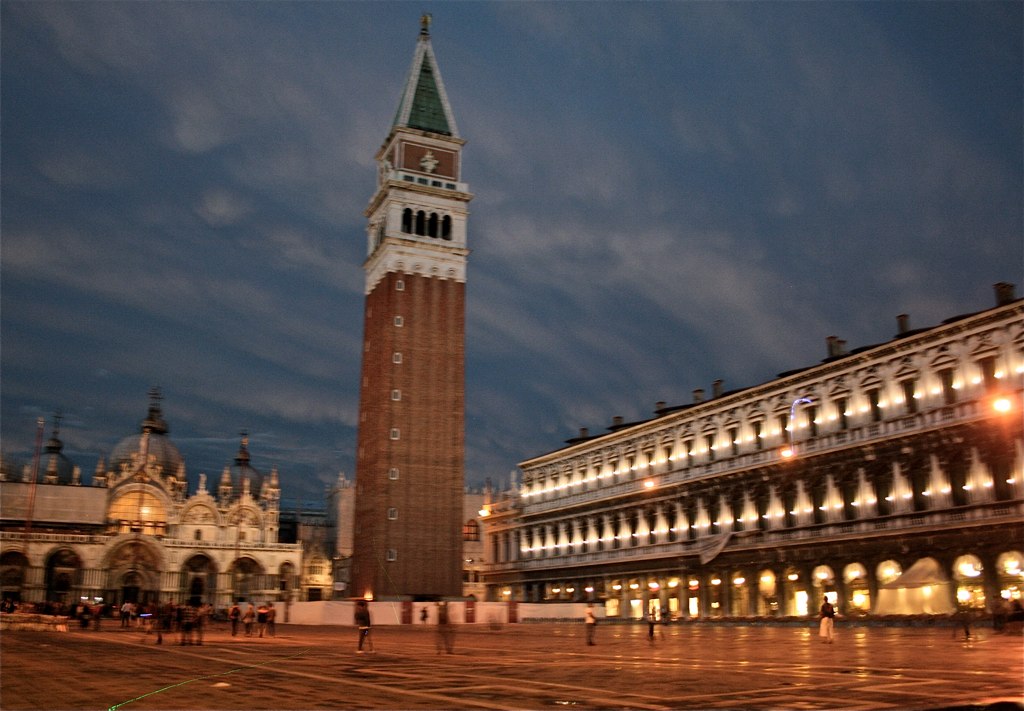 San Marco post-storm and exactly how I like it: without tourists and pigeons.