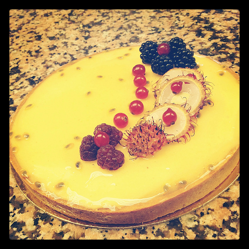 Tarte Passion-Framboise / Passion Fruit and Raspberry Tart