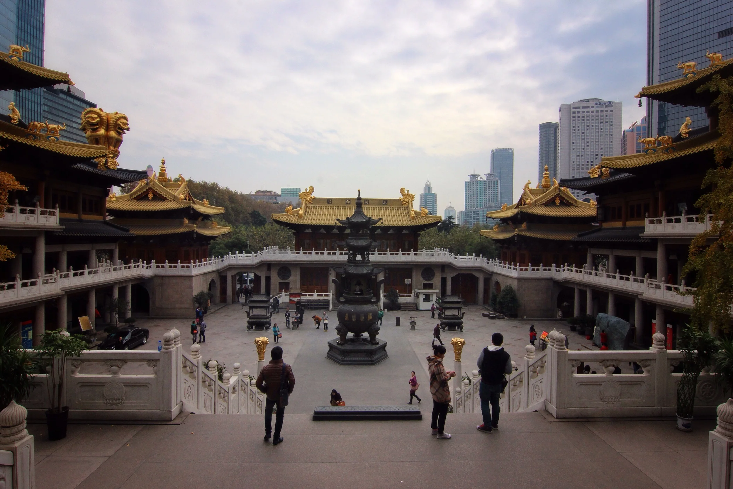 Jing'an Temple.