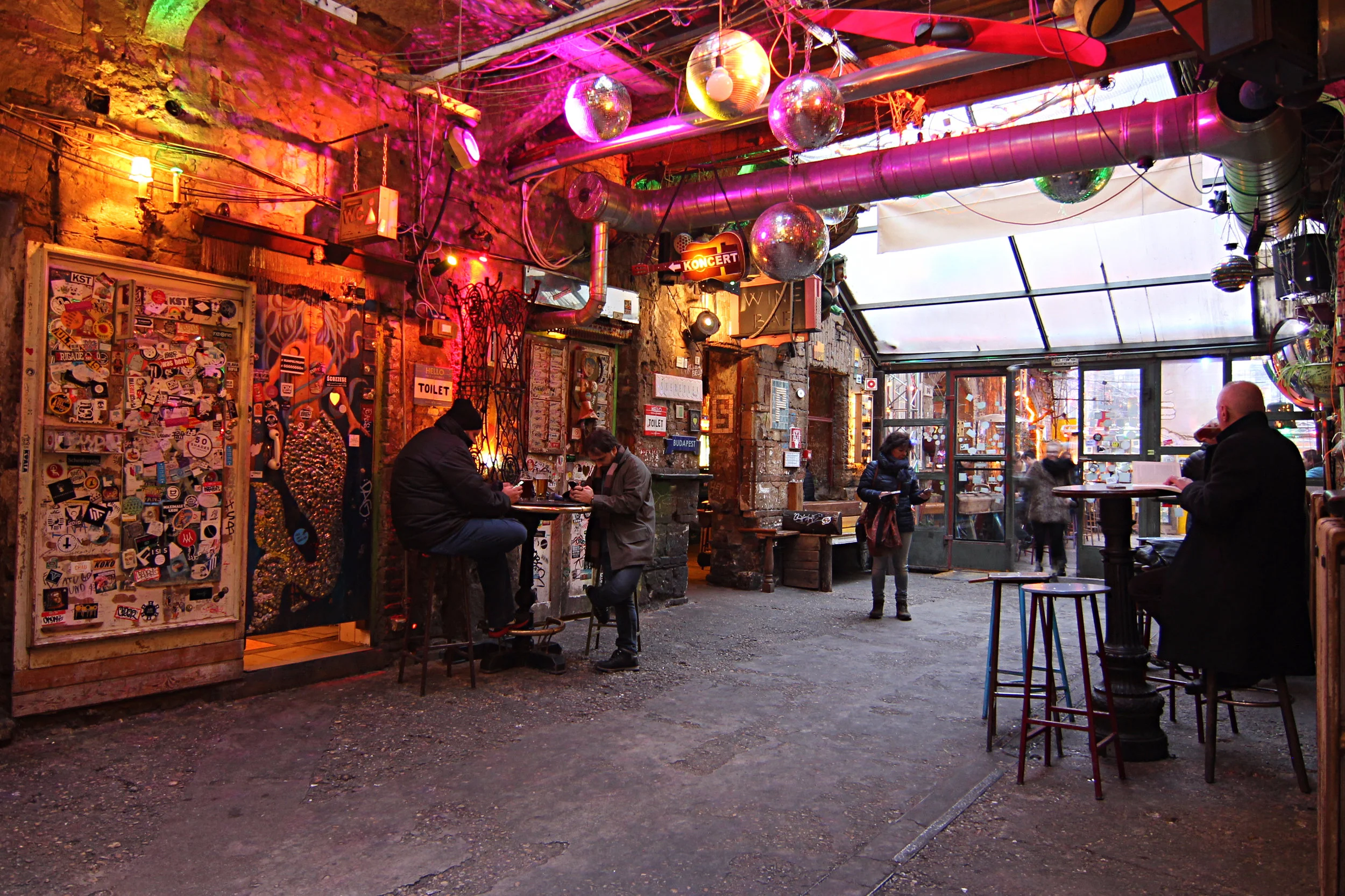 Inside Szimpla.