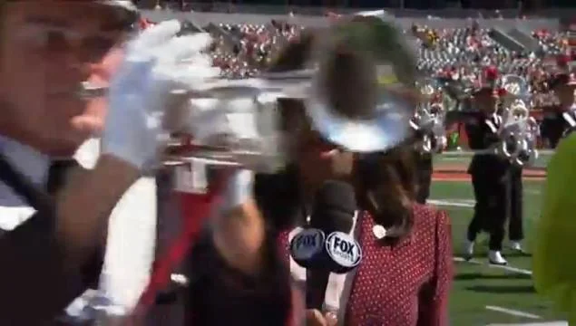 Pam Oliver is a Good Sport