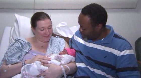Chicago Photog Delivers his Baby on Side of Expressway