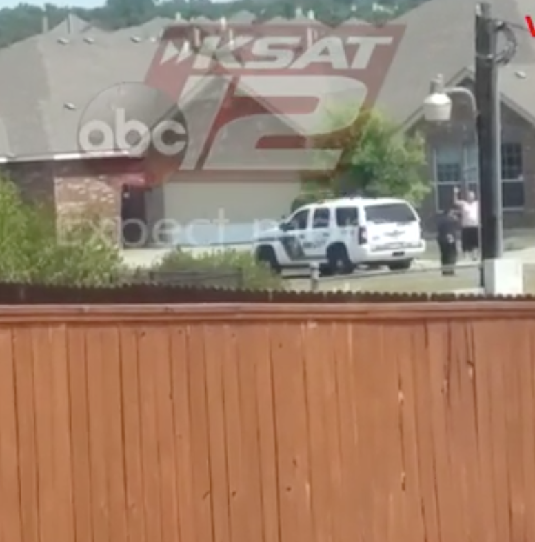 Texas Station Defends Use of Police Shooting Video