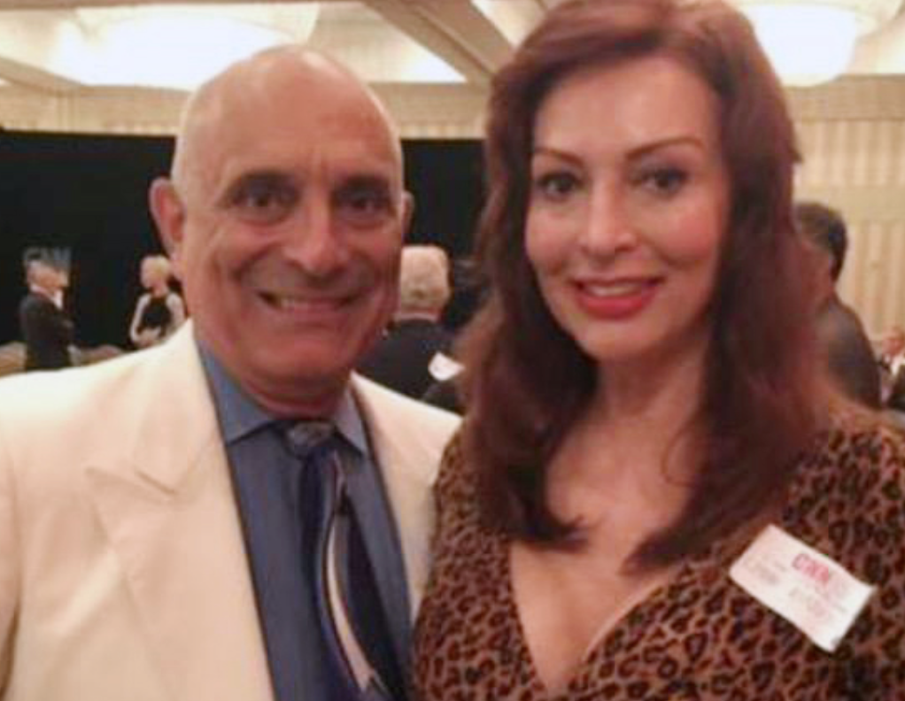 Former CNN Anchors Sue Motel 6