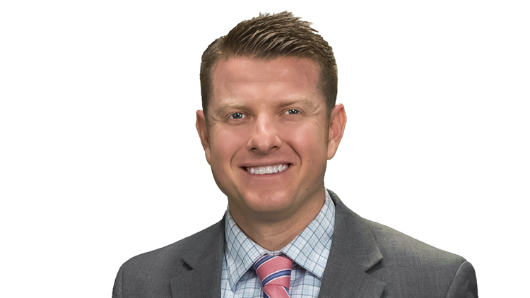 Sports Anchor Tweets About Punching his 6 Year Old Daughter