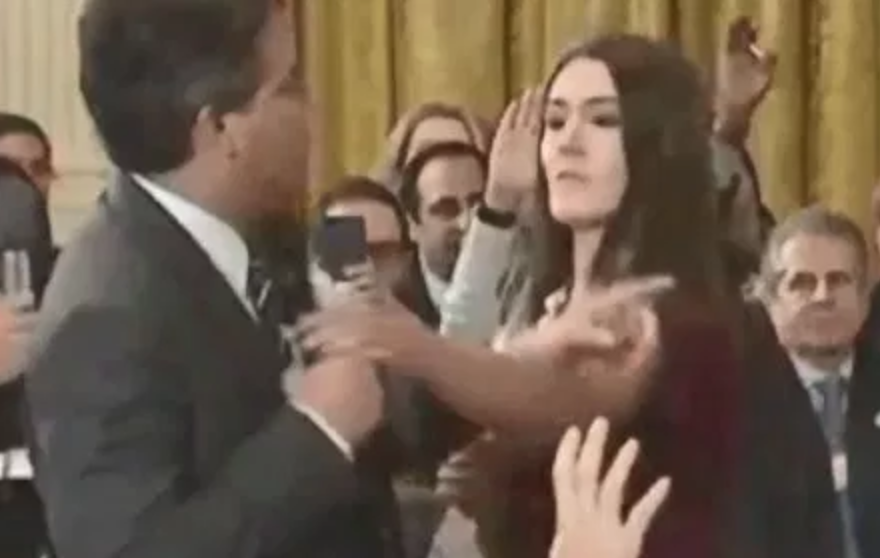 Fox News Backs CNN’s in Lawsuit Against the White House 