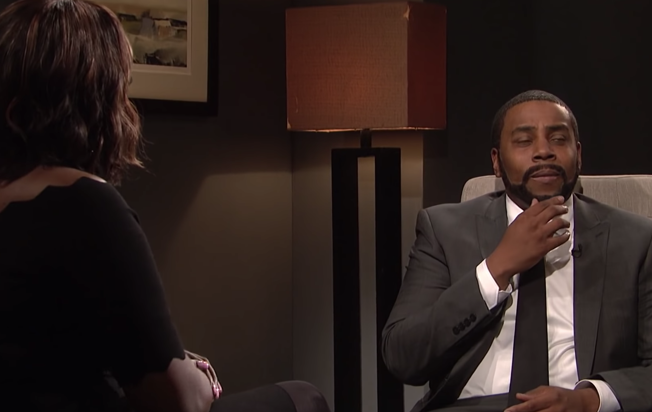 SNL Spoofs Gayle King's R. Kelly Interview 