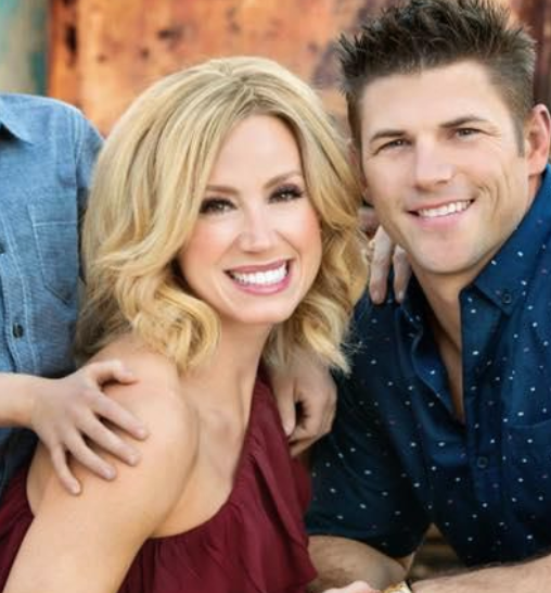 Anchor Pays Off $52,000 Of Debt, Quits Her Job And Starts Her Own Business