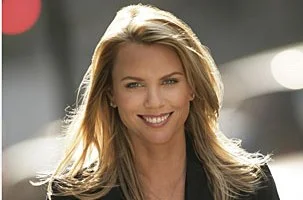 LaraLogan304.jpg